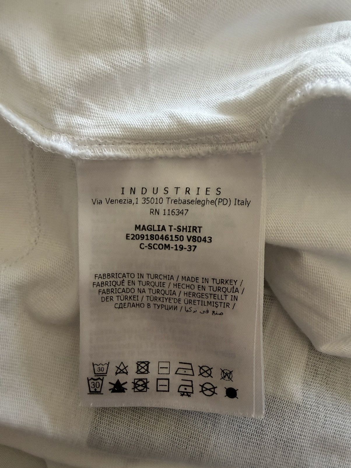 Moncler Moncler Tshirt Size US XL / EU 56 / 4 - 6 Thumbnail
