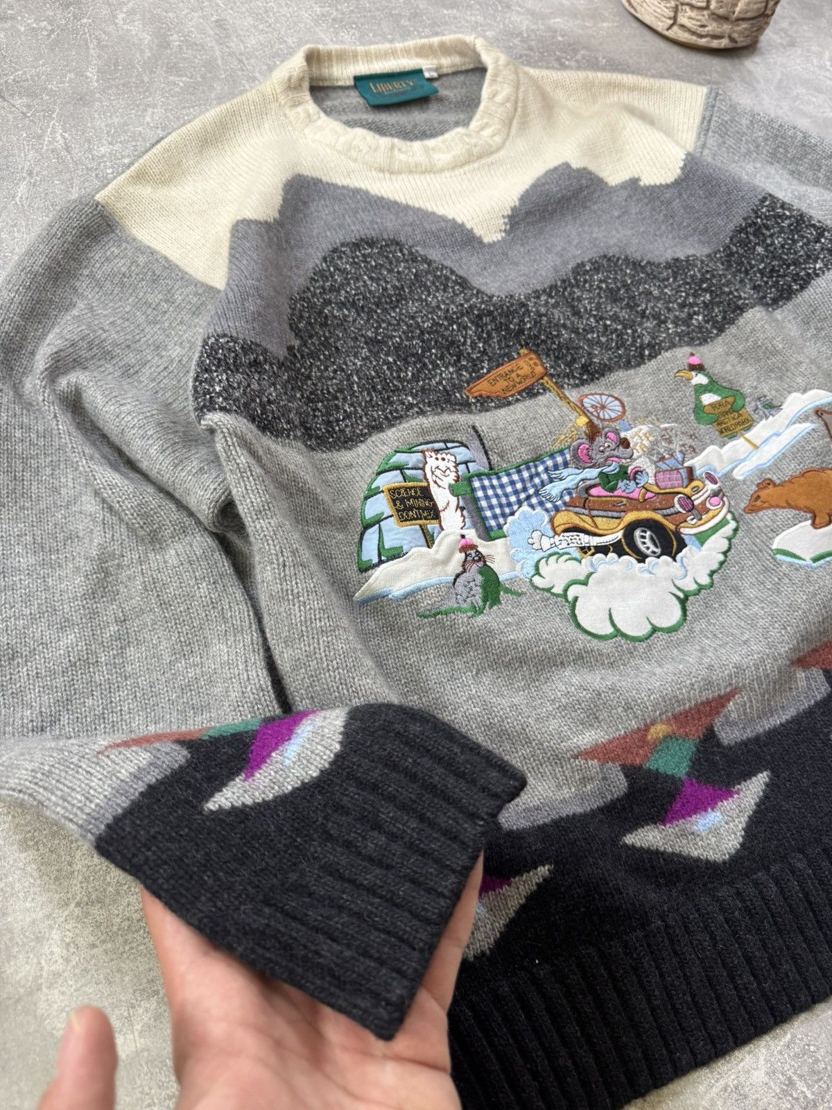 Vintage Liberty Sweaters Vintage Mens Size US L / EU 52-54 / 3 - 5 Thumbnail