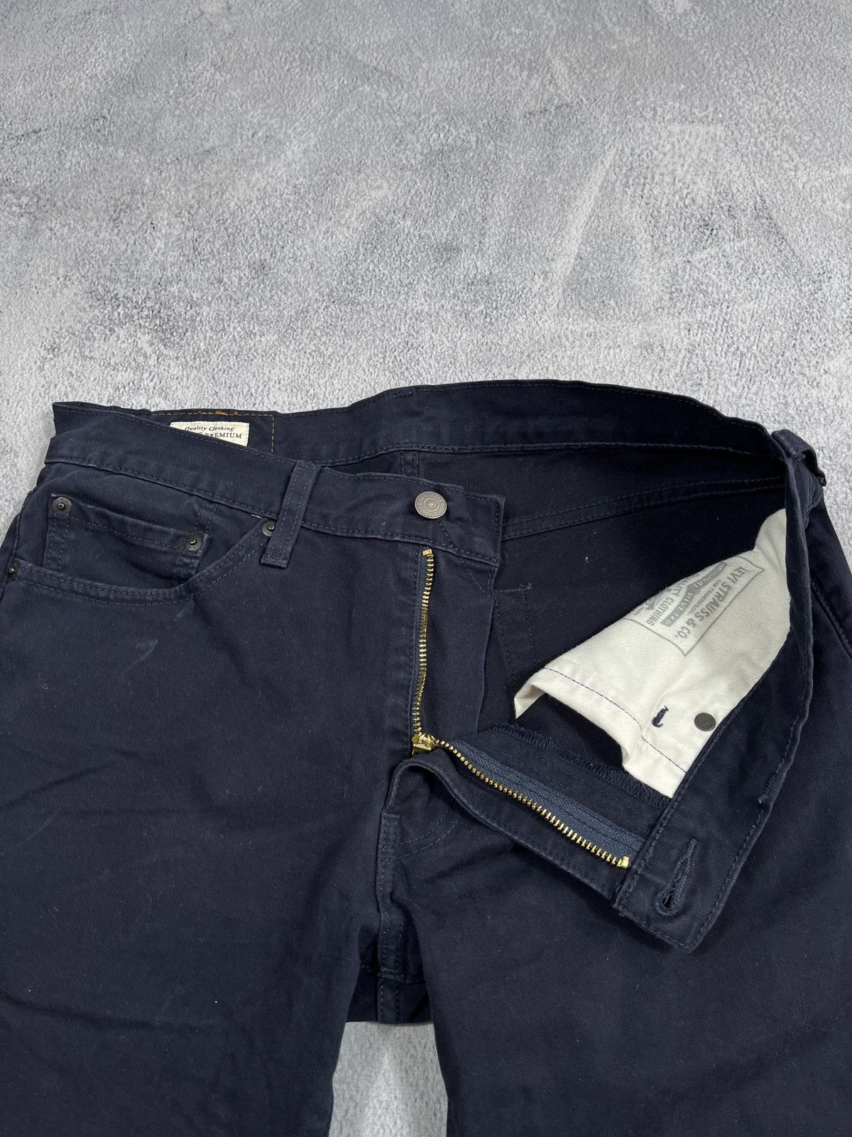 Levi's Vintage Y2K Levi’s 511 navy chinos pants streetwear size 32 Size US 32 / EU 48 - 6 Thumbnail