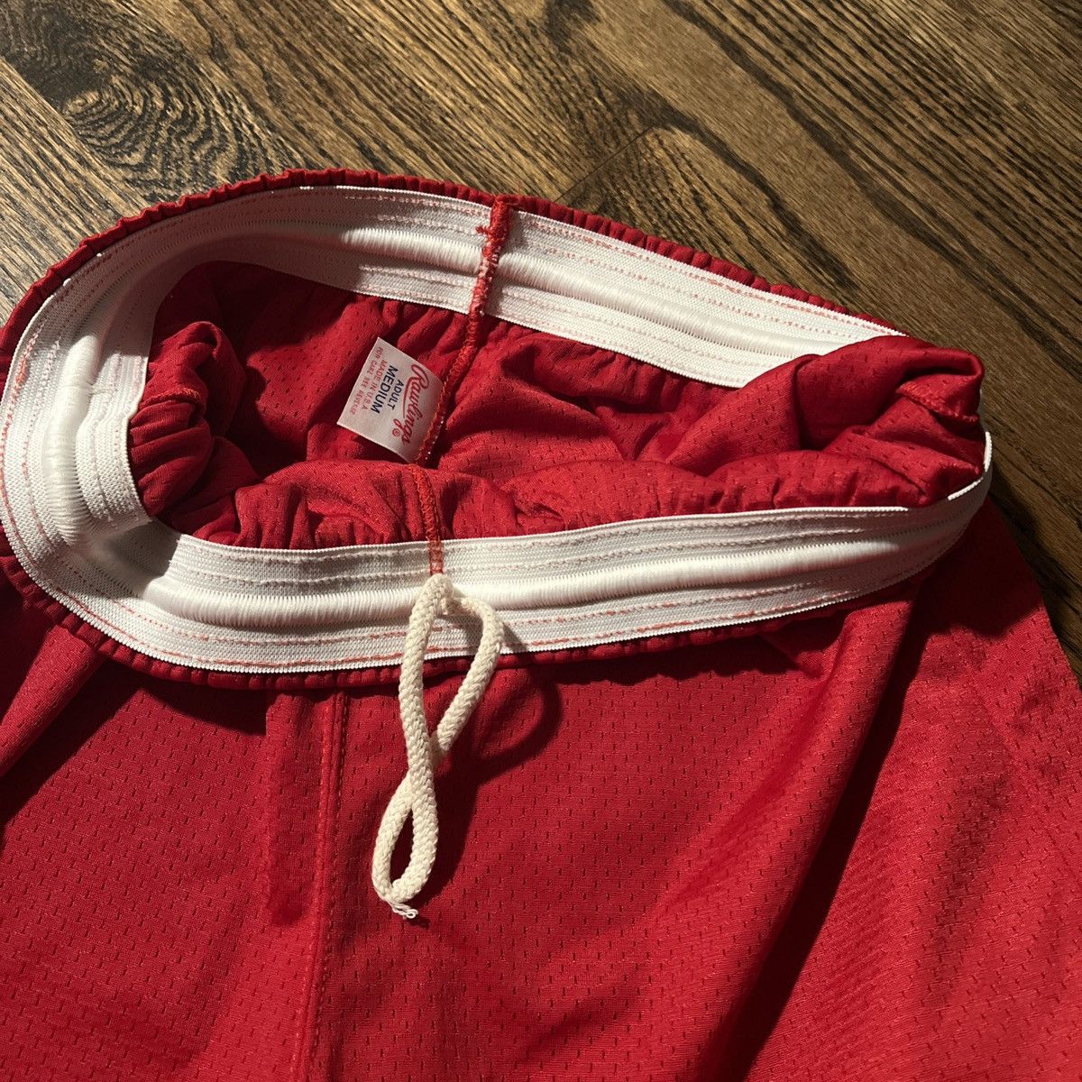 Other NWT VTG Rawlings Basketball Athletic Red Shorts Men’s Medium Size US 30 / EU 46 - 5 Thumbnail