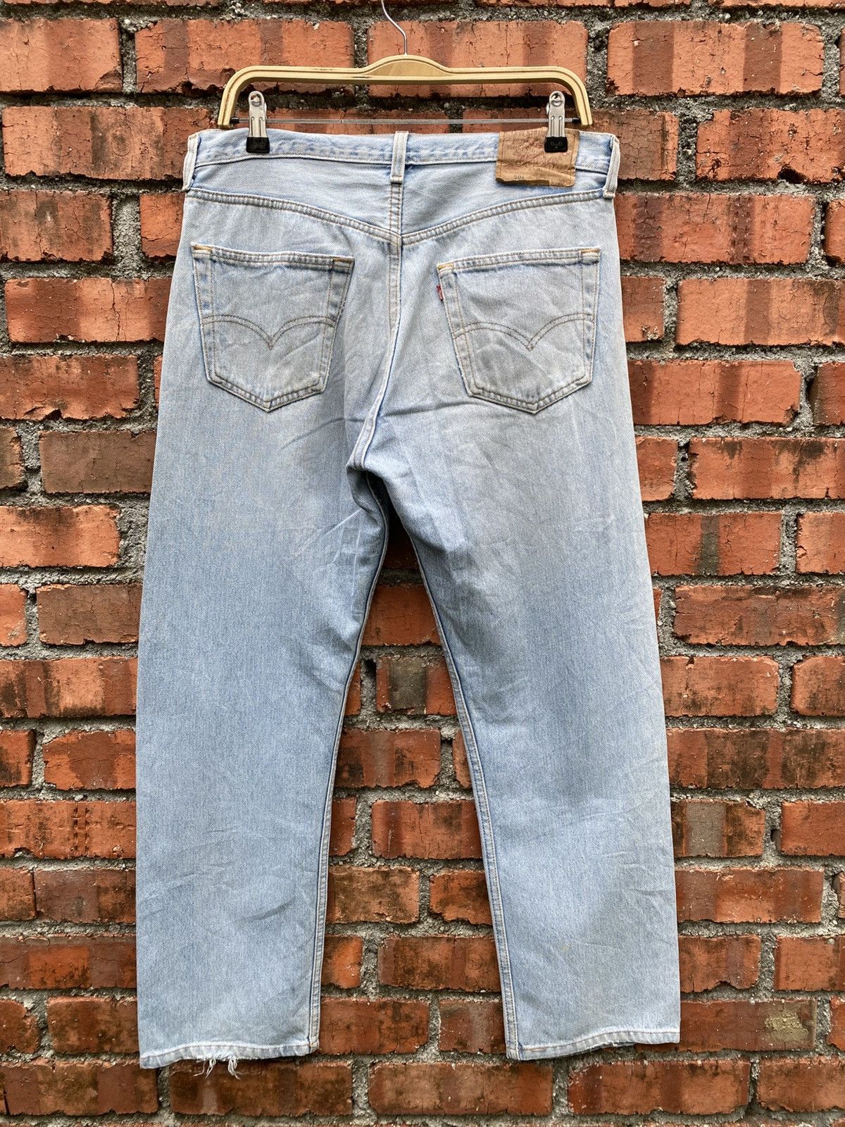 Levi's Vintage Clothing W33x29 Vintage levi's 501 made in USA 90s faded Size US 33 - 2 Thumbnail