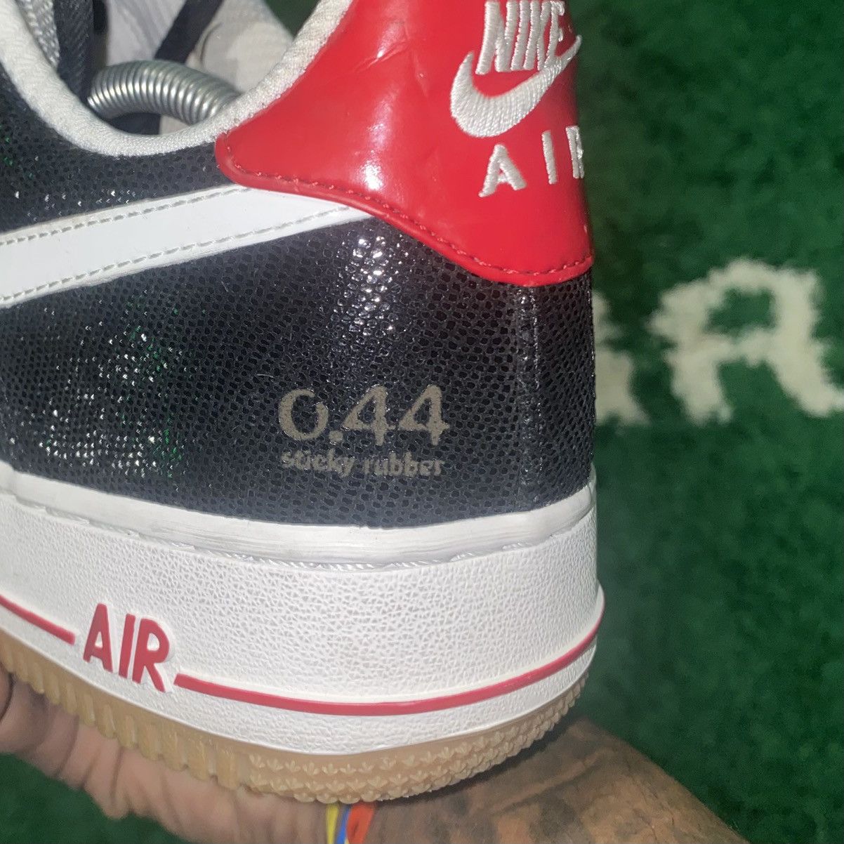 Nike Nike Air Force 1 Low “Sticky Rubber” G-44 2009 – Black/Red Size US 9 / EU 42 - 3 Thumbnail
