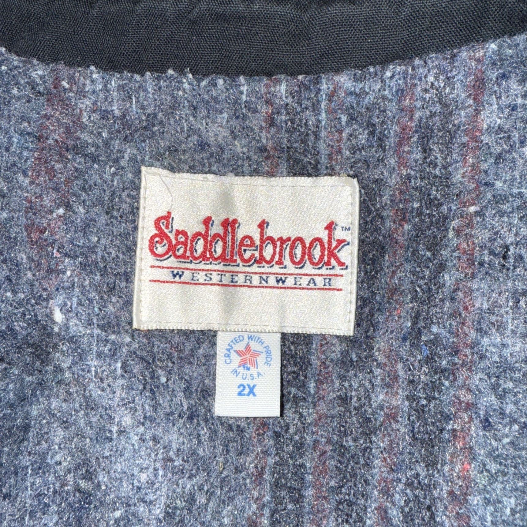 Vintage VINTAGE Saddlebrook Westernwear Aztec Blanket Lined Jacket Mens 2X Red Black Geometric Embroidered Full Zip Pockets Casual Western 90s Mens Size US XXL / EU 58 / 5 - 2 Thumbnail