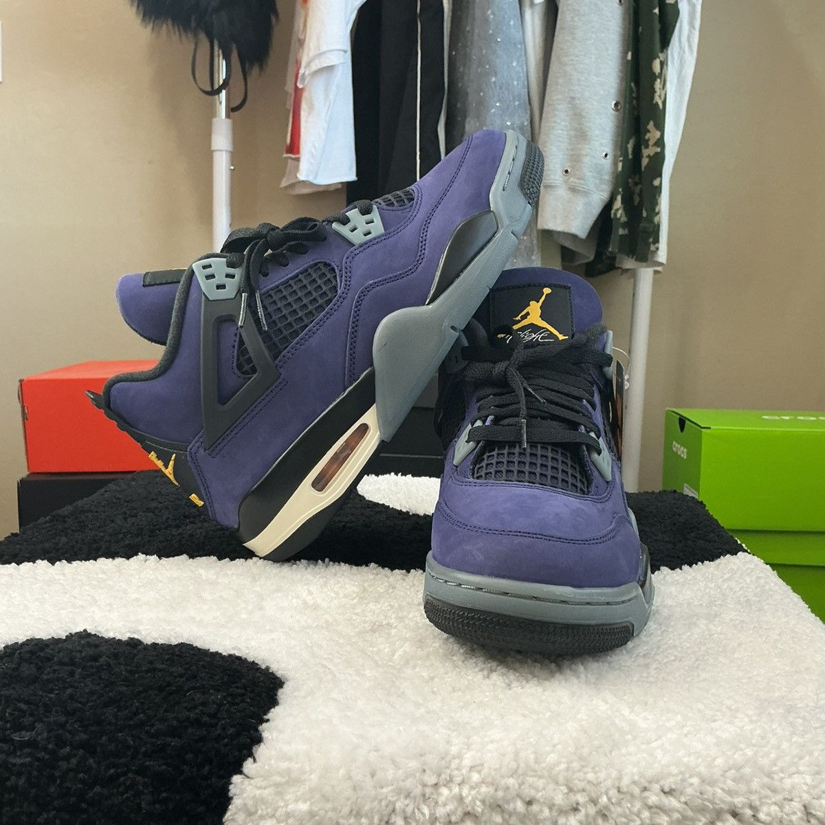 Jordan Brand Jordan 4 Lakers Size 6M / 7.5W Size US 6 / EU 39 - 6 Thumbnail