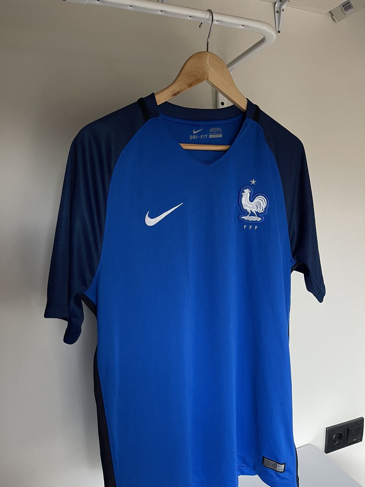 Other 2016 Nike France soccer jersey Size US L / EU 52-54 / 3 - 5 Thumbnail