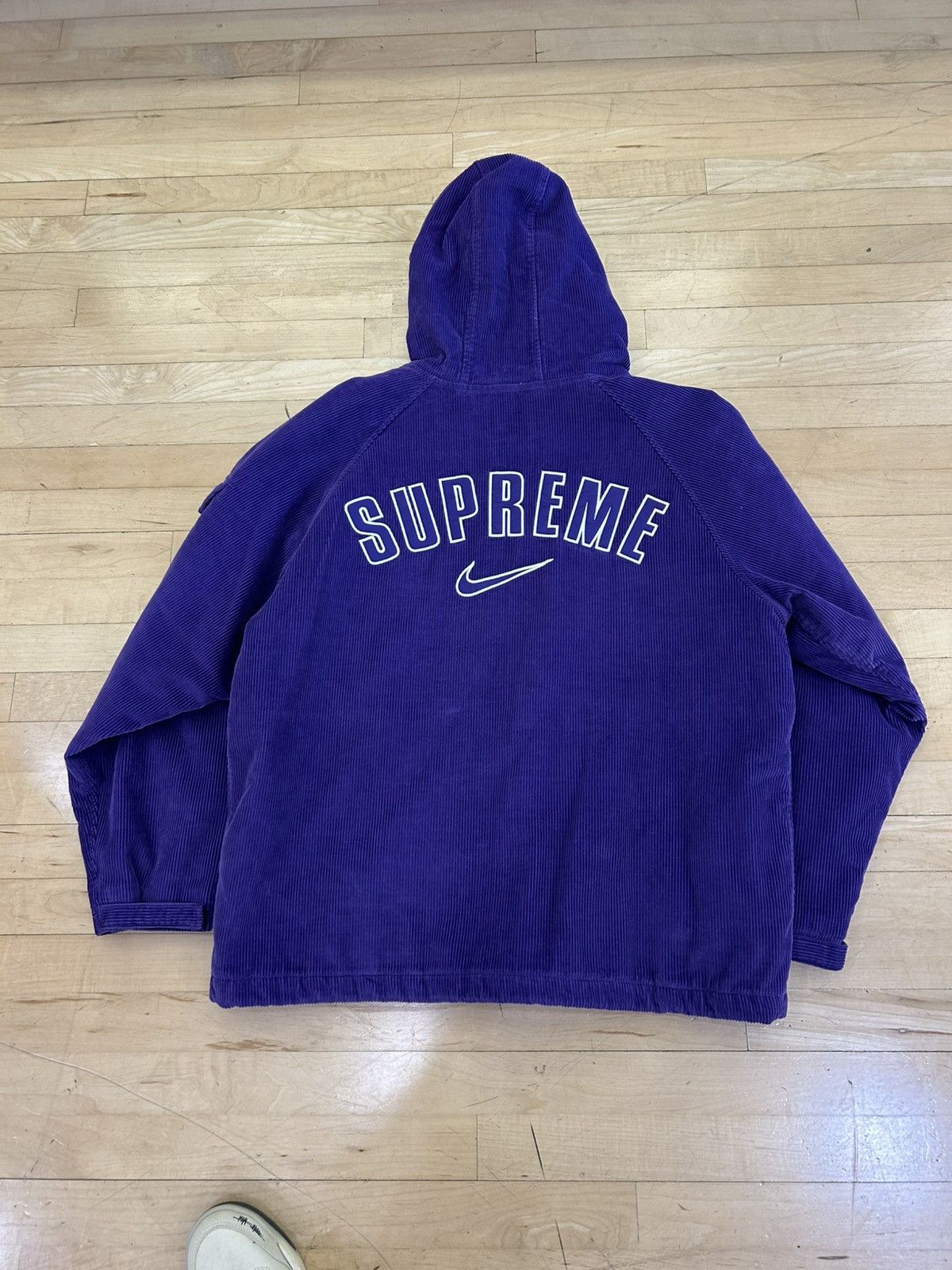 Nike × Supreme Supreme x Nike Corduroy Jacket Size US L / EU 52-54 / 3 - 11 Thumbnail