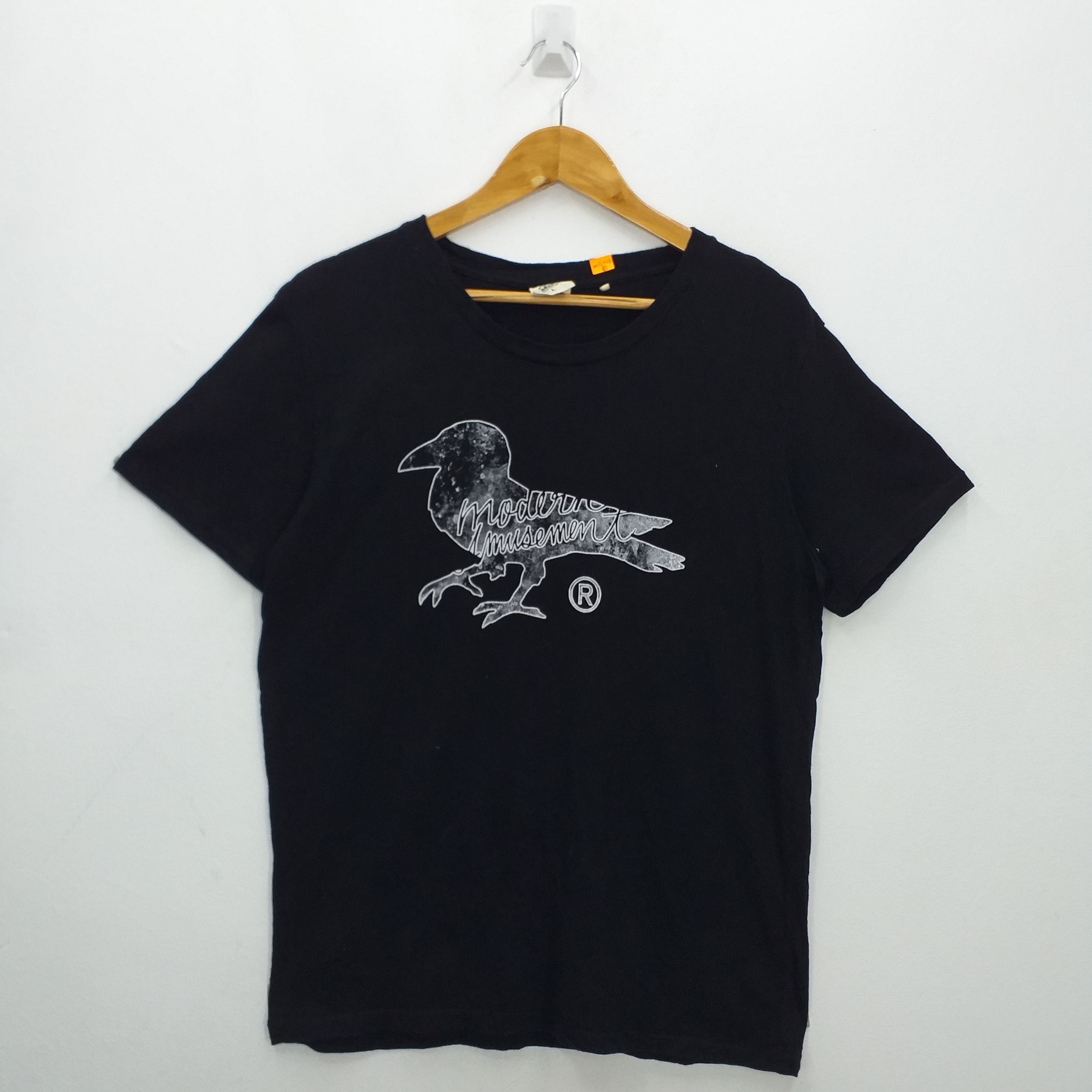 image of Vintage Modern Amusement Big Logo Large T-Shirt -E013 in Black, Men's