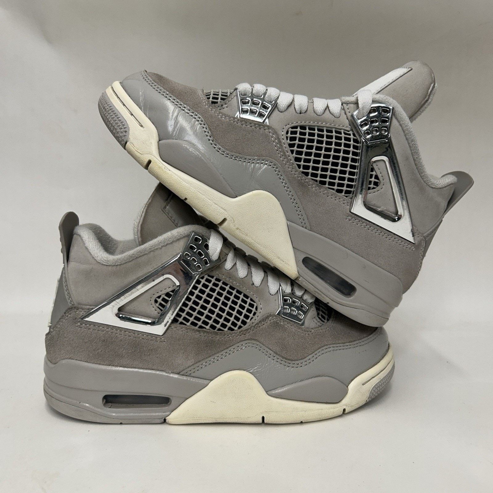 Jordan Brand Nike Air Jordan 4 Retro WMNS “Frozen Moments” AQ9129-001 Size US 5 / IT 35 - 1 Thumbnail
