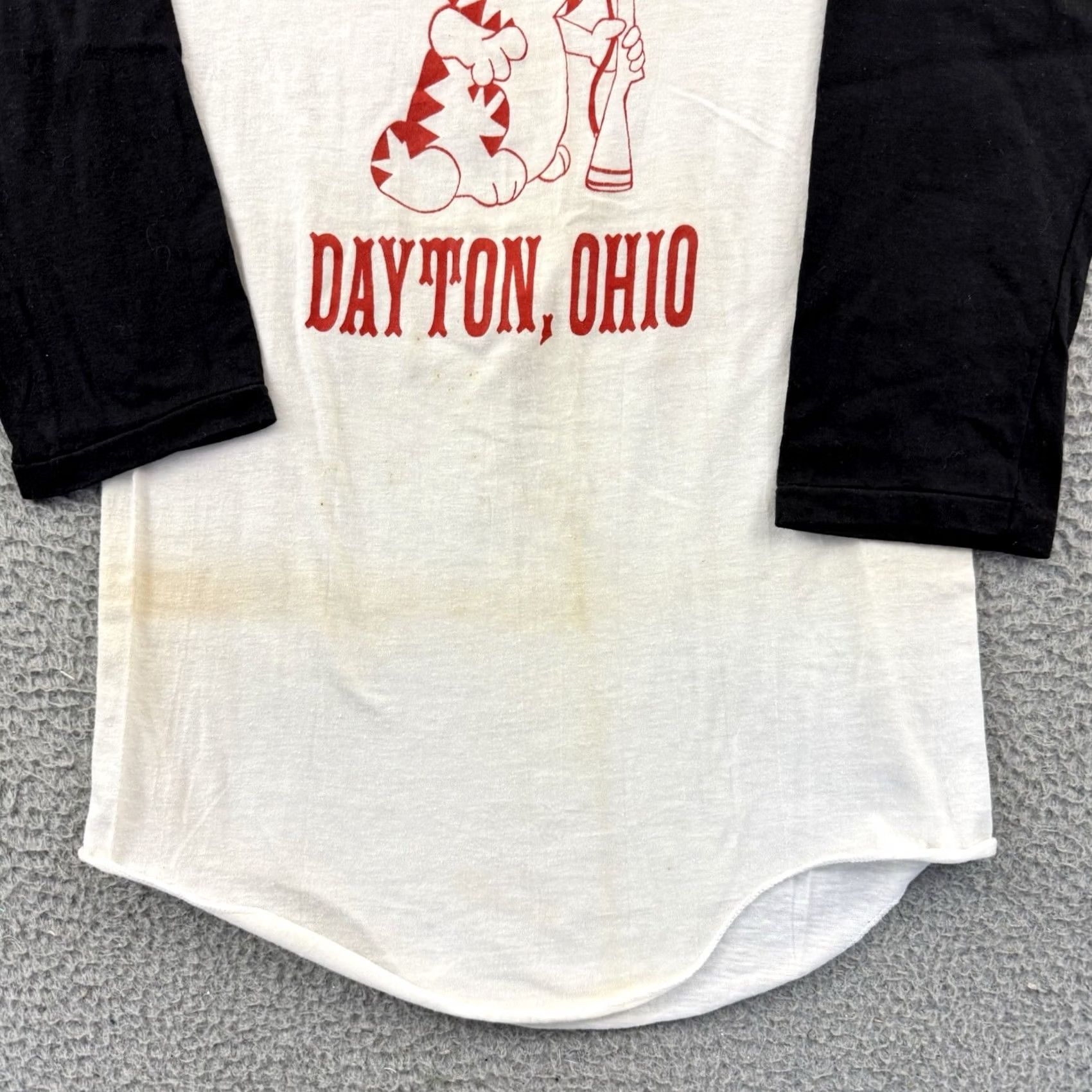 Vintage VINTAGE Dayton Ohio Blackhawks Shirt Adult Small White Raglan 70s Military USA Size US S / EU 44-46 / 1 - 2 Thumbnail