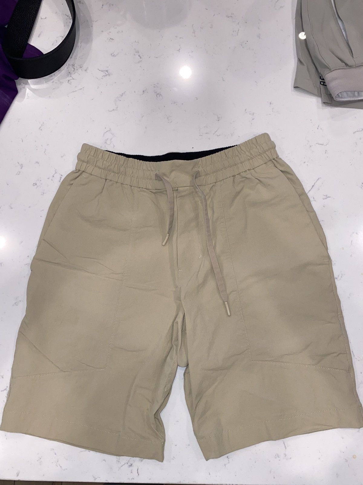 Lululemon Bowline Stretch Ripstop Esq. Size US 31 - 1 Thumbnail