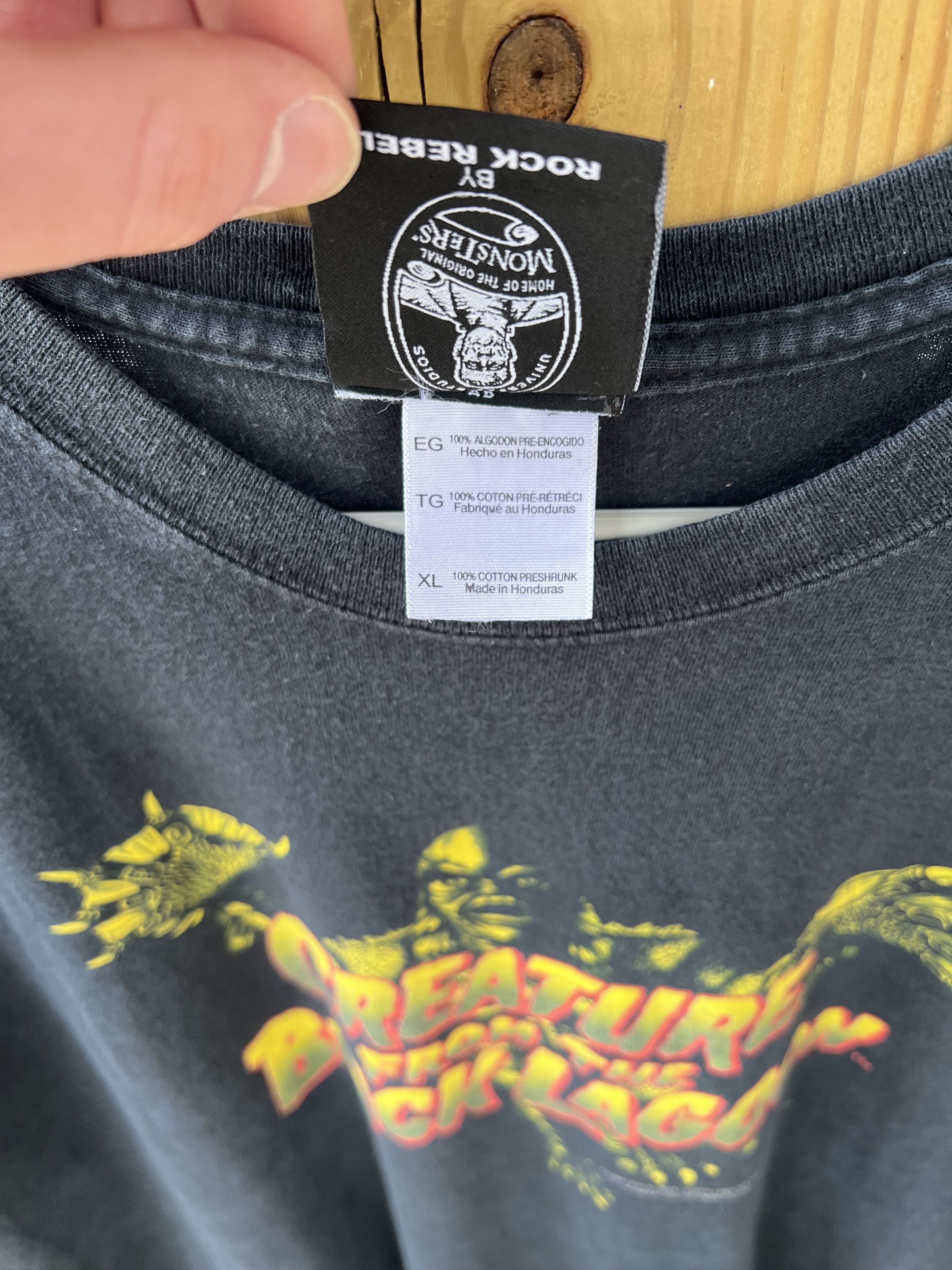 Universal Studios Creature From the Black Lagoon Tee Horror Y2K Size US XL / EU 56 / 4 - 5 Thumbnail