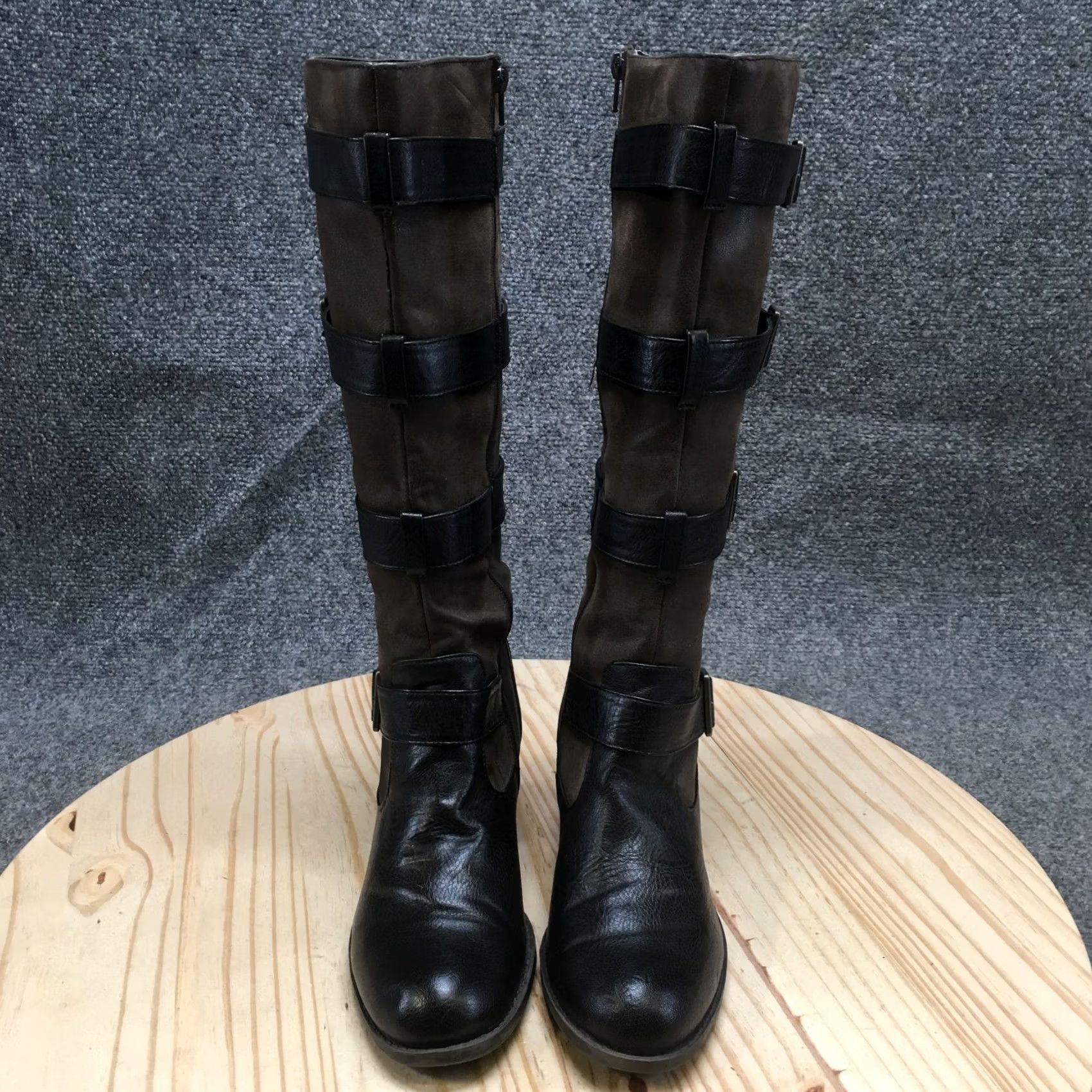 Croft & Barrow Croft & Barrow Boots Women 9.5 Black Knee High Buckle Strap Zip Block Heel Riding Boot Vintage: No Size US 10 / IT 40 - 4 Thumbnail
