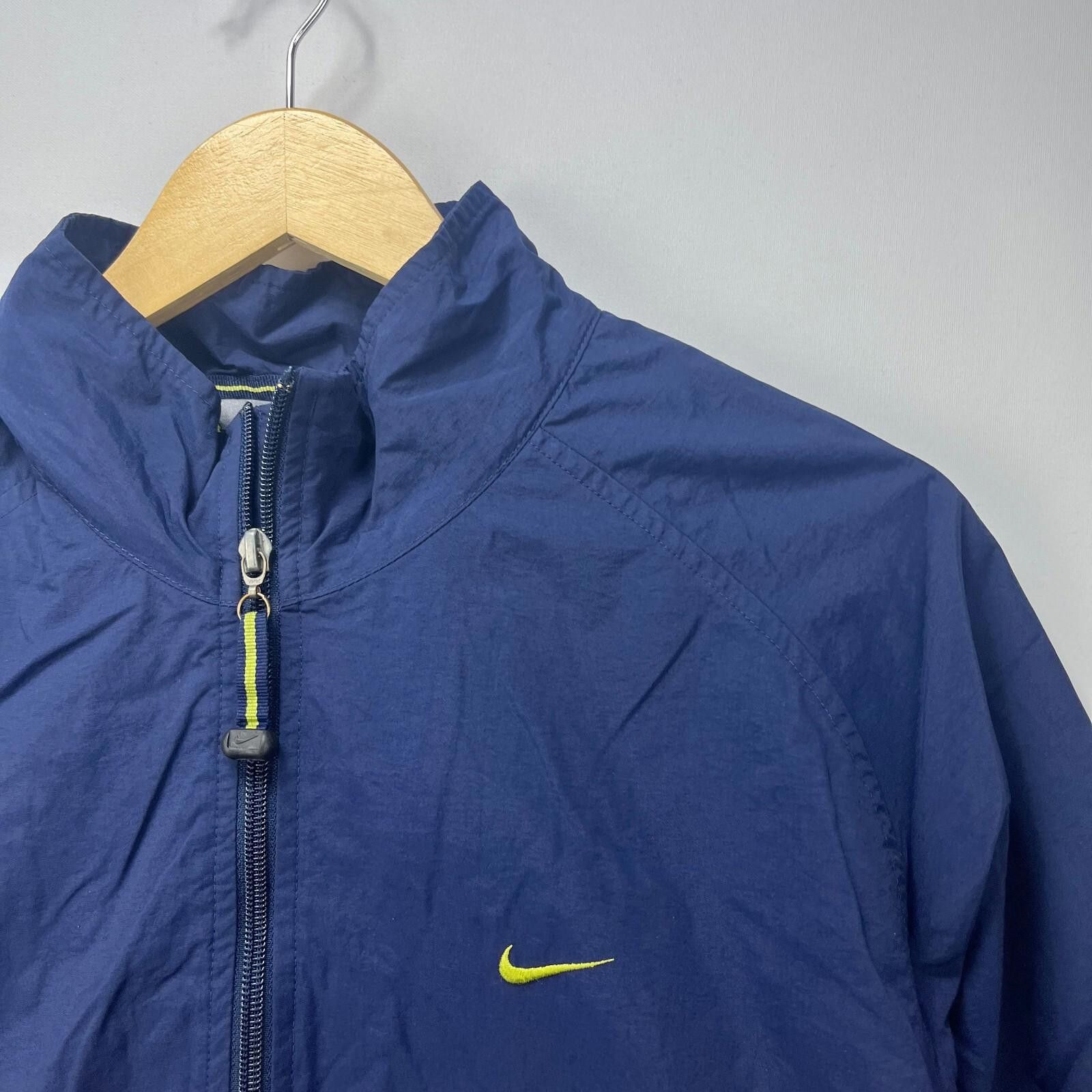 Nike Vintage Y2K Nike Swoosh Windbreaker Track Jacket Medium Size US M / EU 48-50 / 2 - 3 Thumbnail