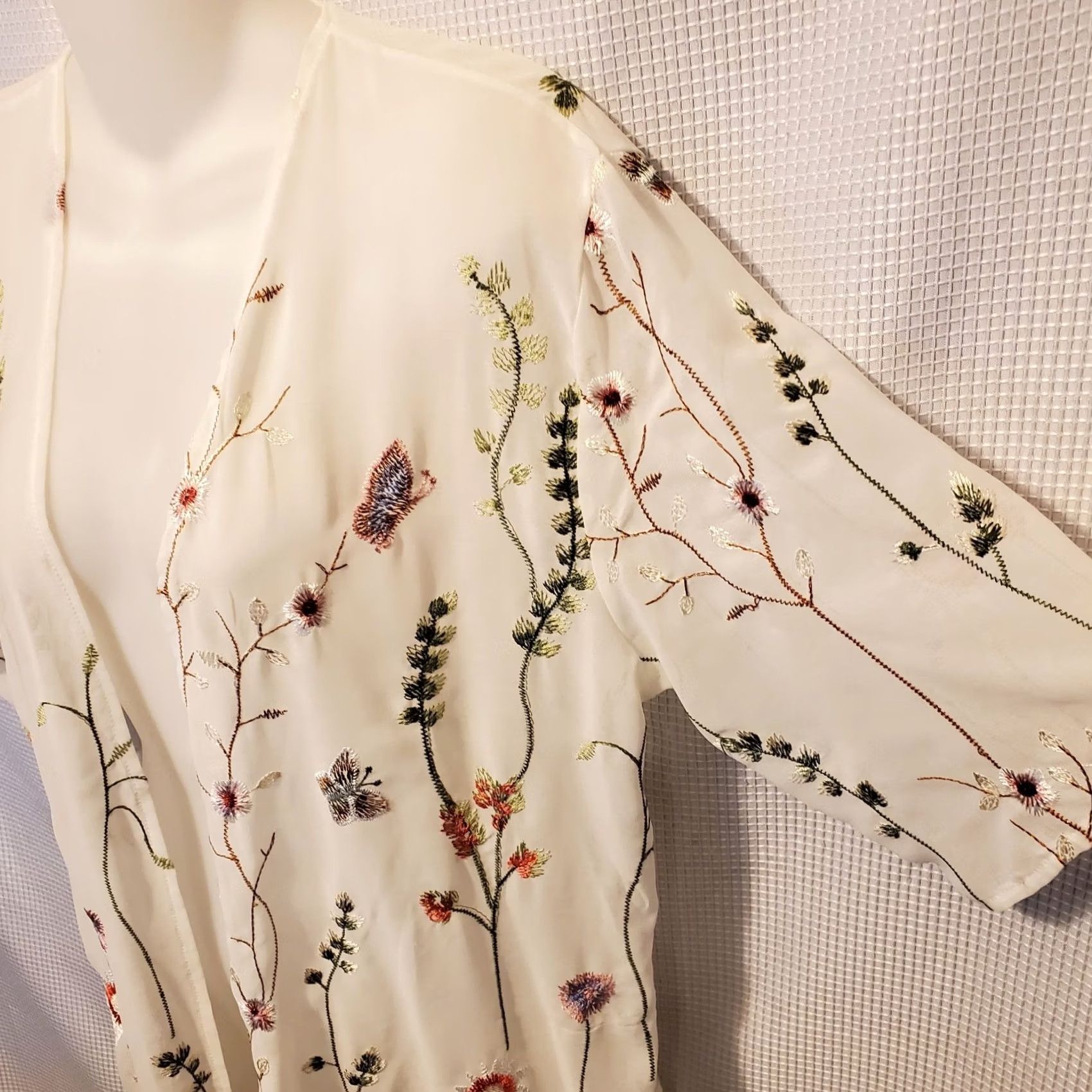 Vintage Woven Heart Kimono S/M Sheer Embroidered Wildflower Longline Hippie Bohemian Size S / US 4 / IT 40 - 5 Thumbnail