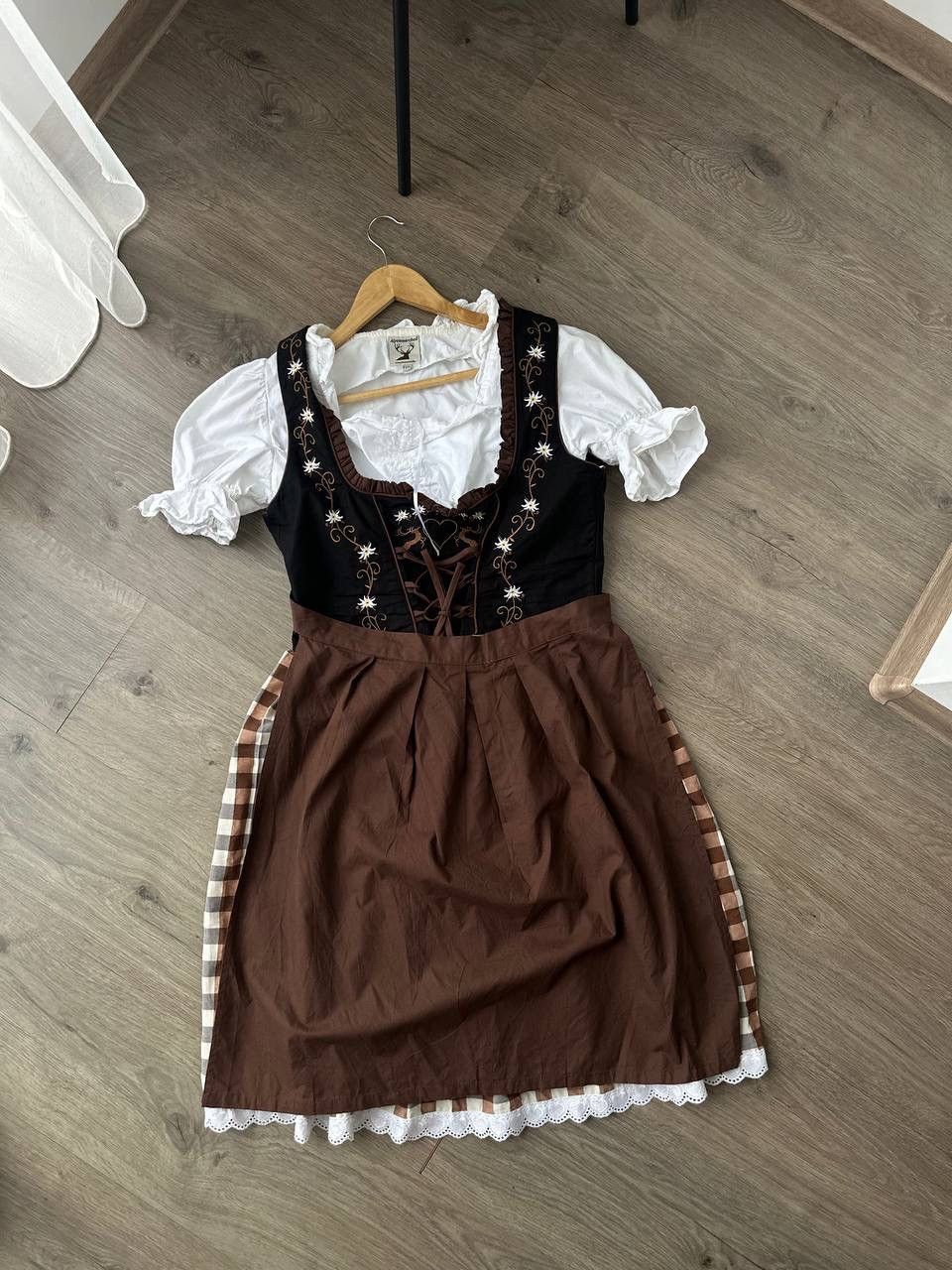 Japanese Brand × Vintage Vintage Alpenmarchen Dirndl Dress Oktoberfesttracht Bavarian Size M / US 6-8 / IT 42-44 - 11 Thumbnail