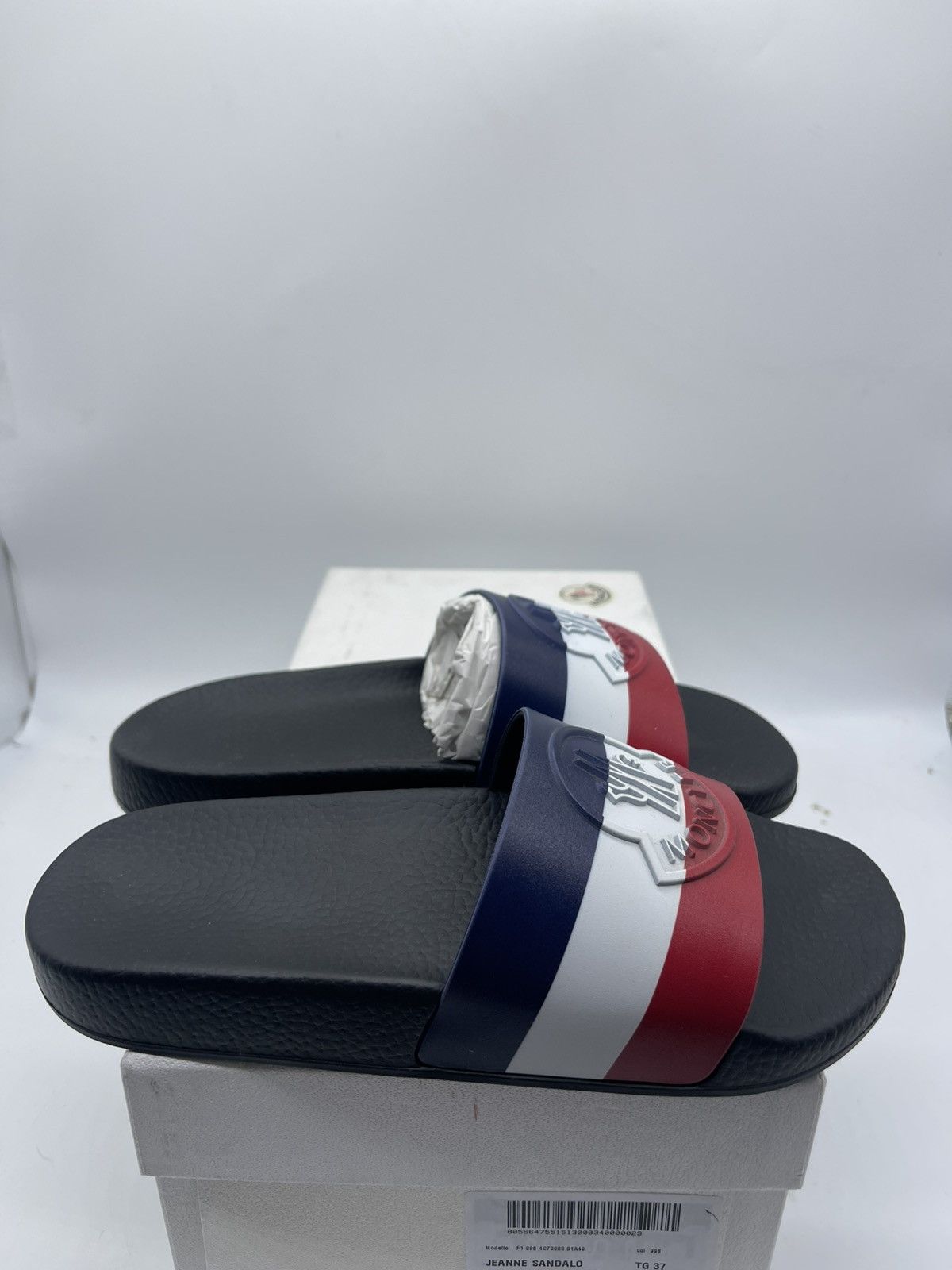 Moncler Moncler logo sliders Size US 7 / IT 37 - 1 Thumbnail