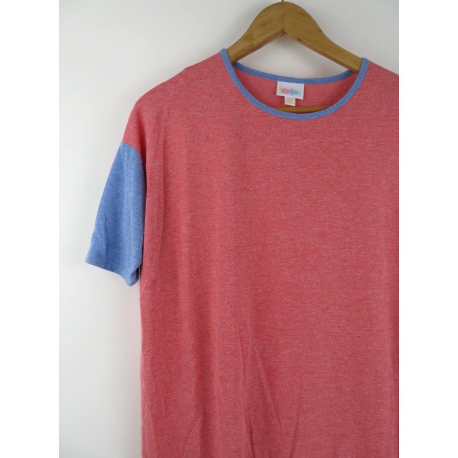 Vintage LULAROE Irma T Shirt Tunic Top Tee 2XS Solid Red Stretch Unicorn Summer Ladies Size XXS / US 00 / IT 34 - 2 Thumbnail