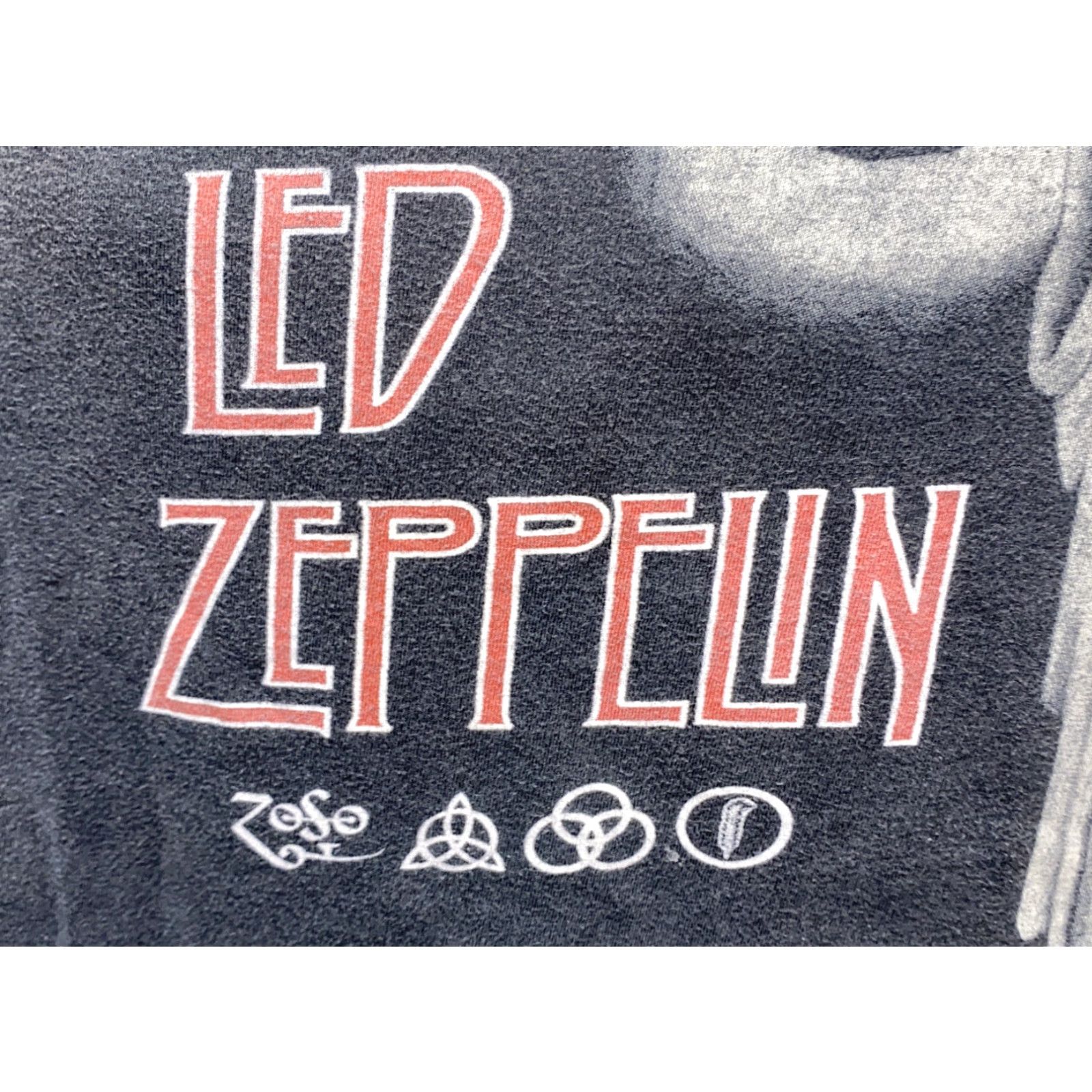 Vintage VINTAGE Led Zepplin Zoso Stair way to Heaven Rock Band T Shirt Mens Large Black Cotton 23 in Armpit Retro 2000s Crew Neck Shirt Size US L / EU 52-54 / 3 - 2 Thumbnail