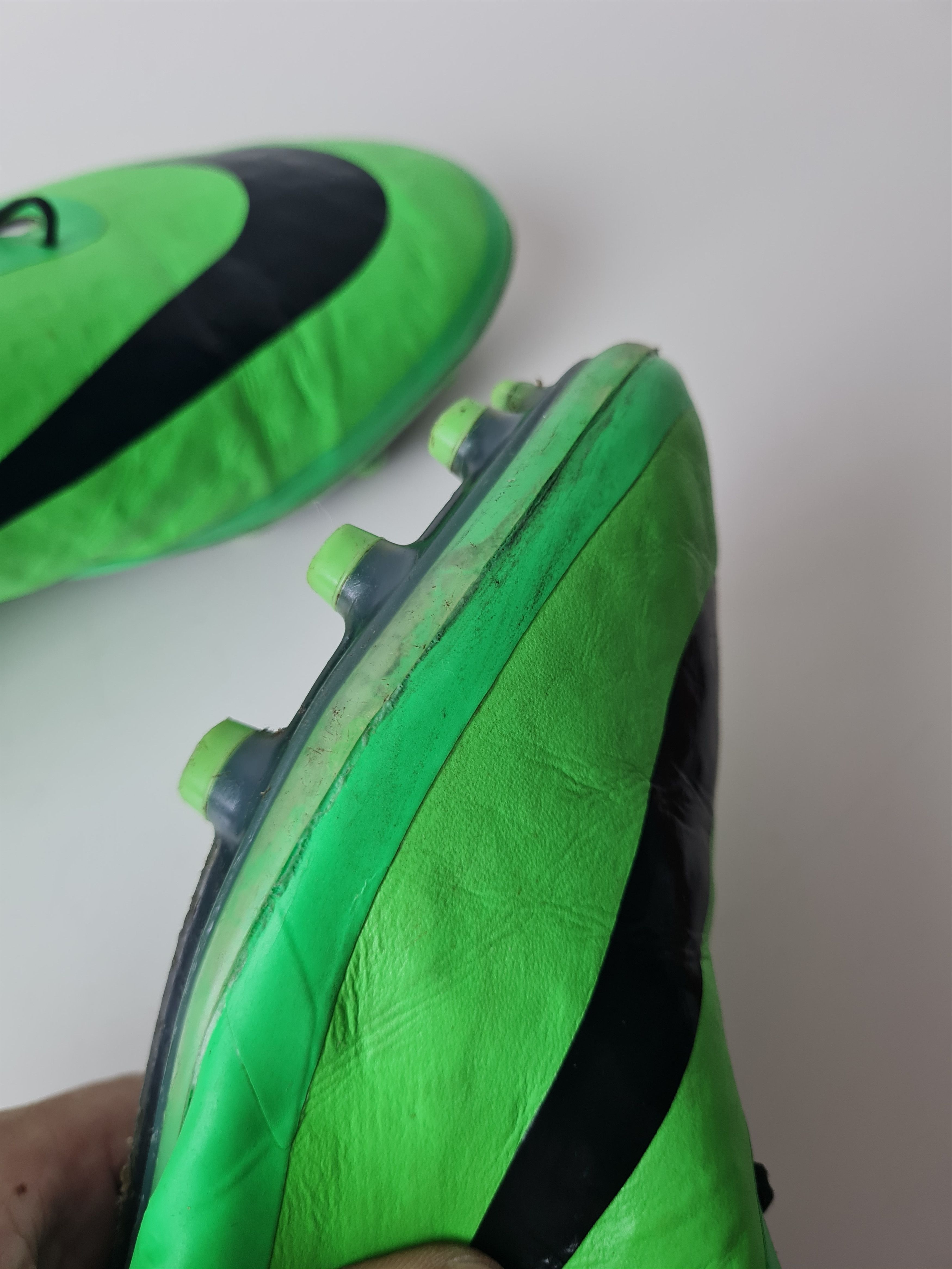 Nike Football Soccer Cleats Nike Hypervenom Phatal FG Green UK8 Size US 9 / EU 42 - 10 Thumbnail