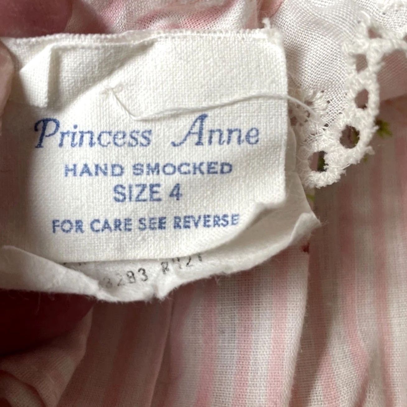 Annex VINTAGE Princess Anne Shirt? Dress Girls 4T Pink 1970s Hand Smocked Light Floral Size ONE SIZE - 6 Thumbnail