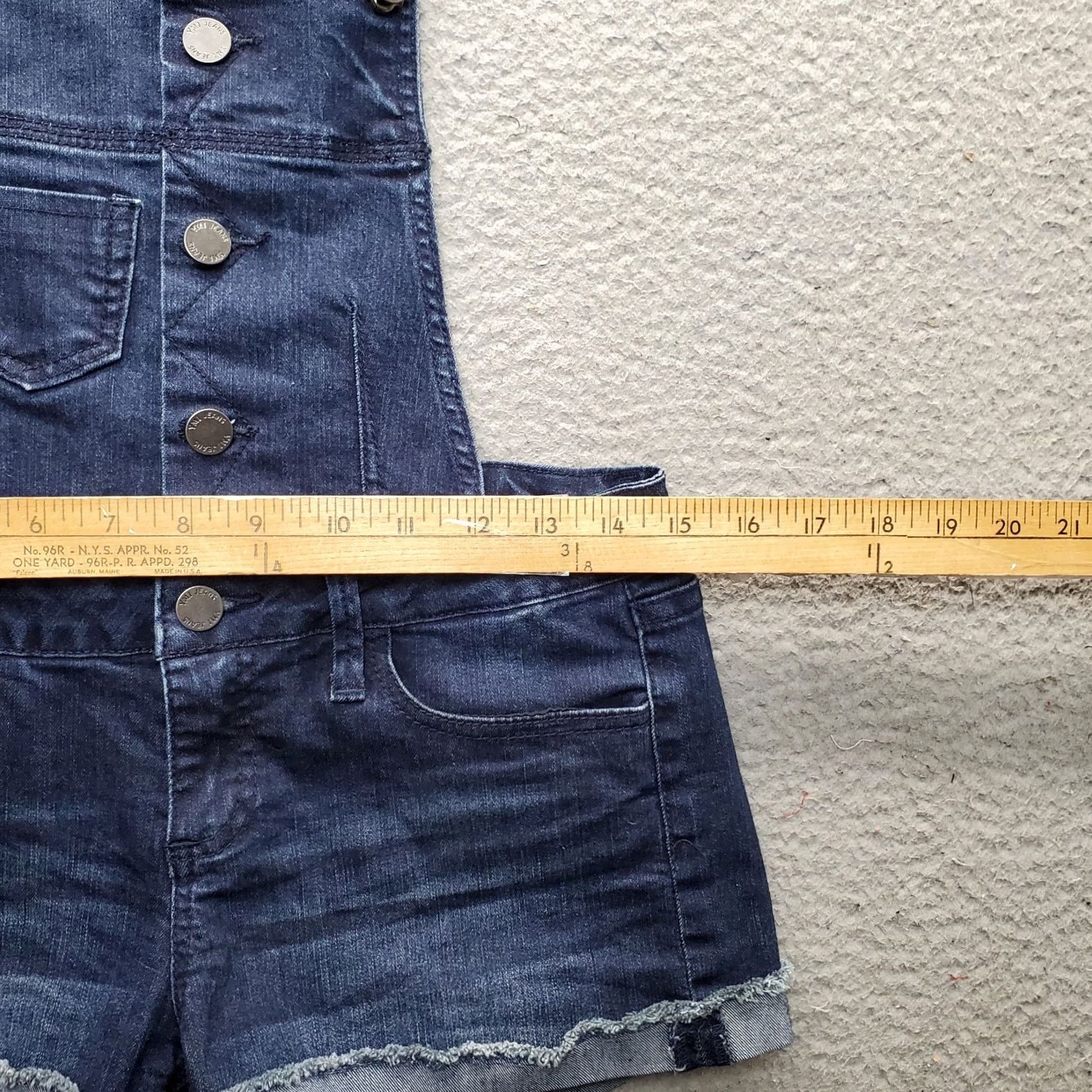 Denime YMI Shortalls Womens Size 3 Blue Denim Wide Strap Cuffed Racerback Button Front Size 26" / US 2 / IT 38 - 4 Thumbnail