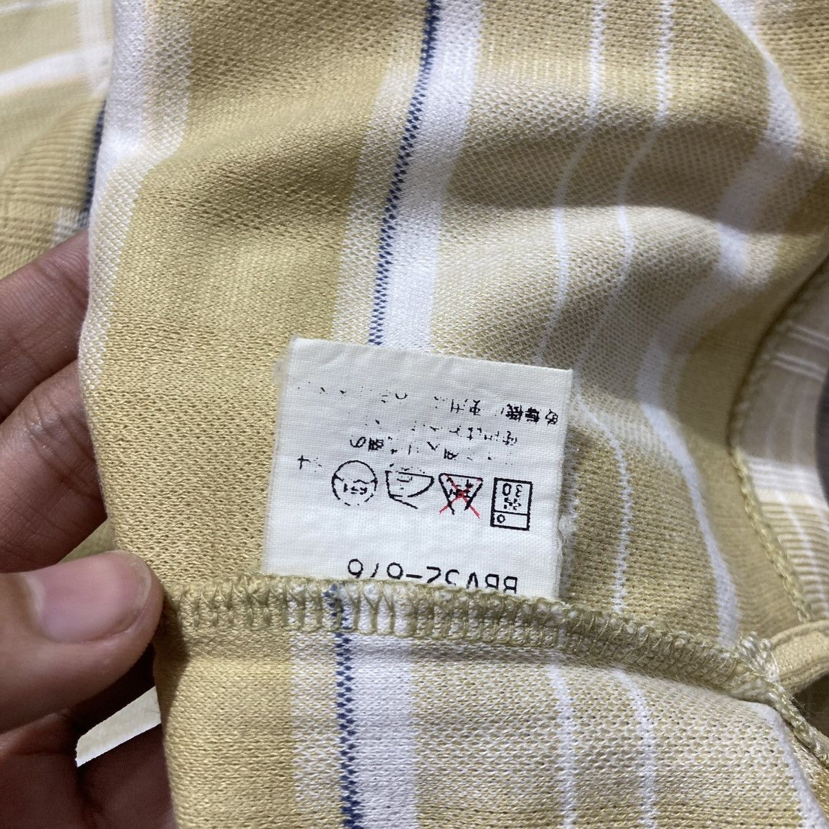 Burberry 1990s Vintage Burberrys Nova Check Pocket Polo Tshirt Luxury Size US L / EU 52-54 / 3 - 17 Thumbnail