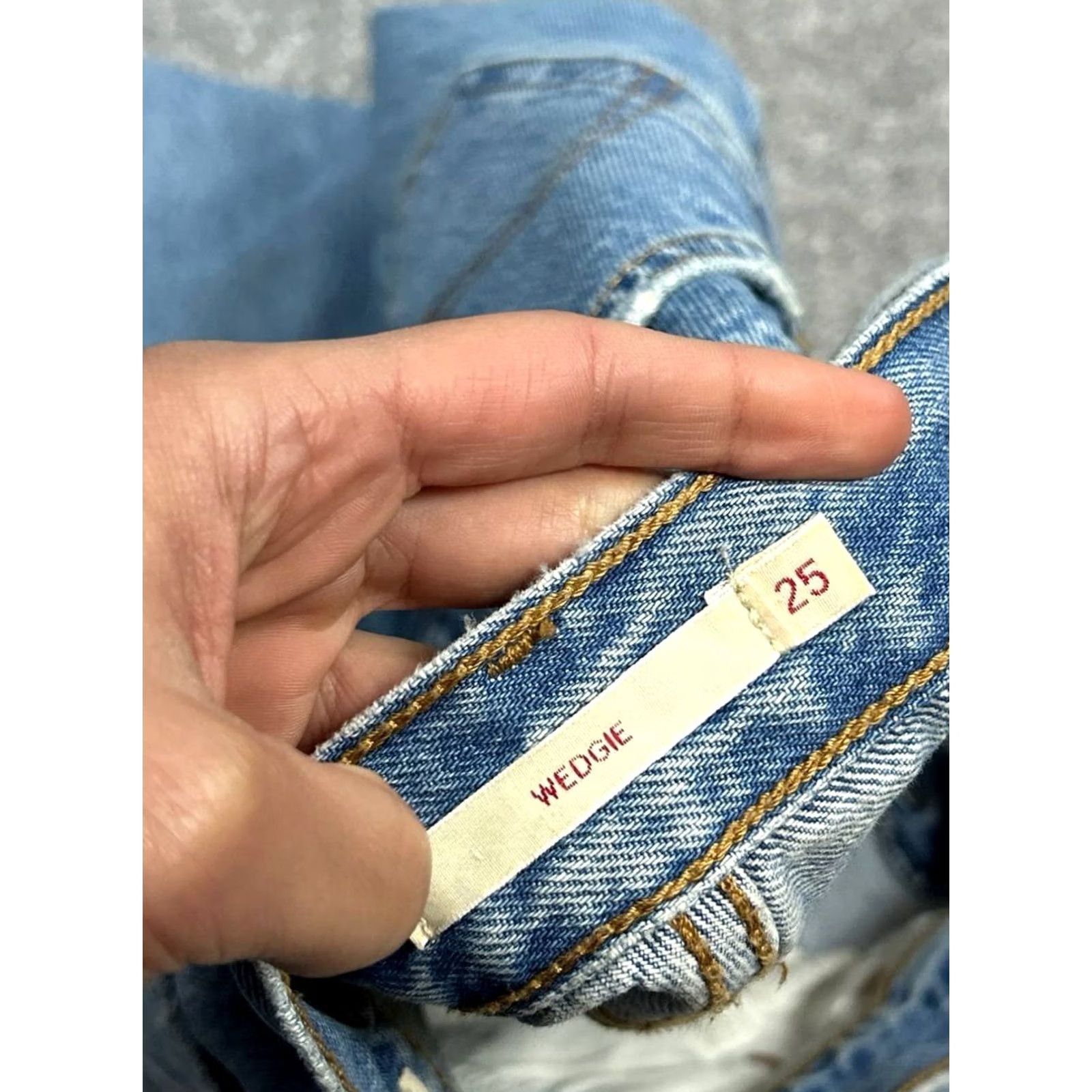 Levi's Levi's Wedgie Jeans Womens 25 Blue Distressed Logo Mid Rise Straight Leg 27x28 Jeans Size 42" / US 20 - 7 Thumbnail