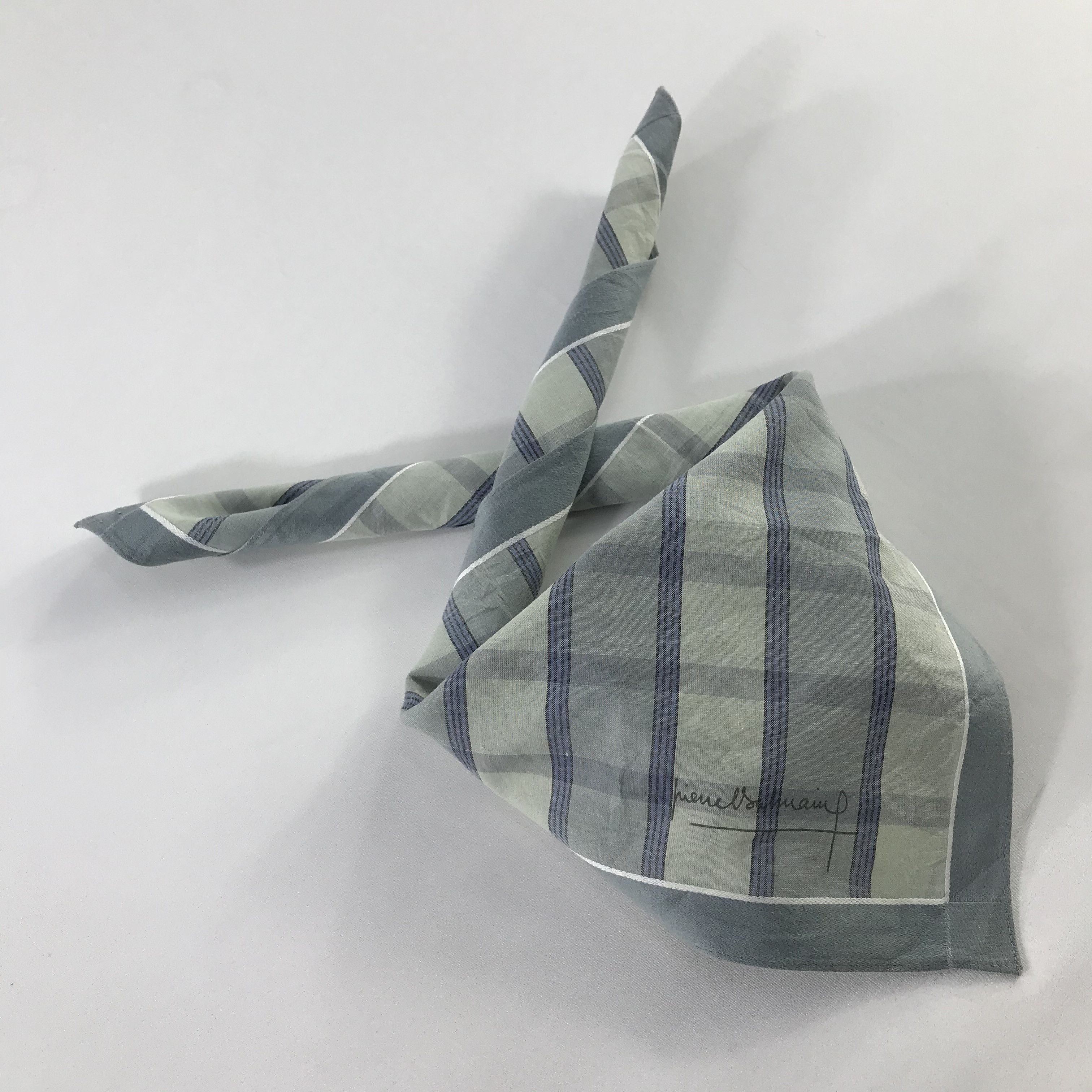 Pierre Balmain × Vintage Pierre Balmain Bandana / Handkerchief / Neckerchief - S1165 Size ONE SIZE - 4 Thumbnail