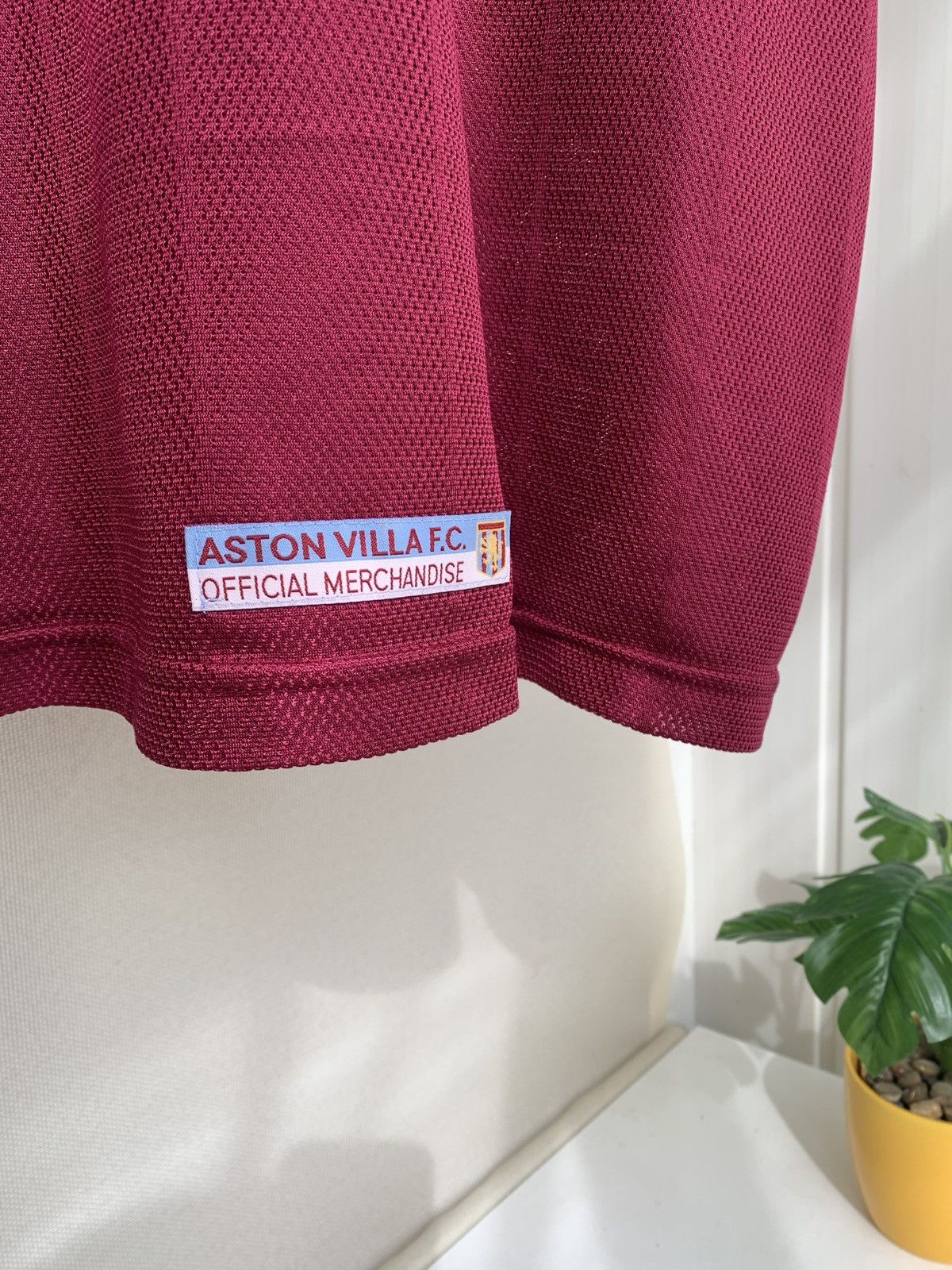 Reebok Reebok ASTON VILLA 1998 Vintage Home Shirt Size 42-44 L-XL Size US L / EU 52-54 / 3 - 7 Thumbnail