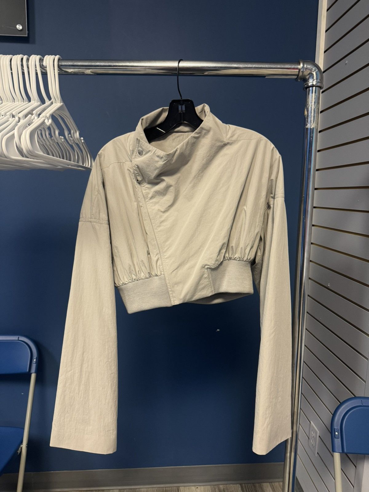 Rick Owens 2025 MainLine Rick Owens cropped womens jacket Size M / US 6-8 / IT 42-44 - 11 Thumbnail