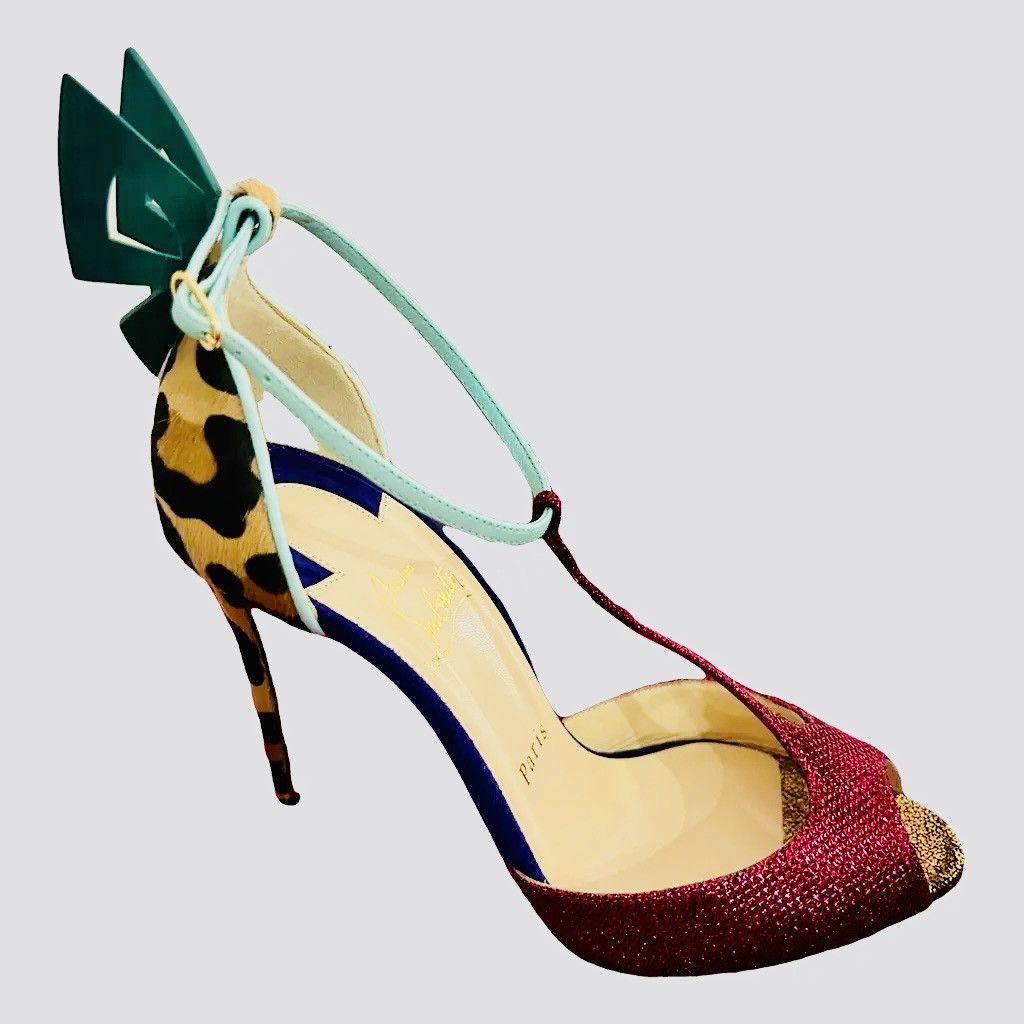 Christian Louboutin Christian Louboutin Peep-Toe Heels with Butterfly Bows Size US 7 / IT 37 - 5 Thumbnail