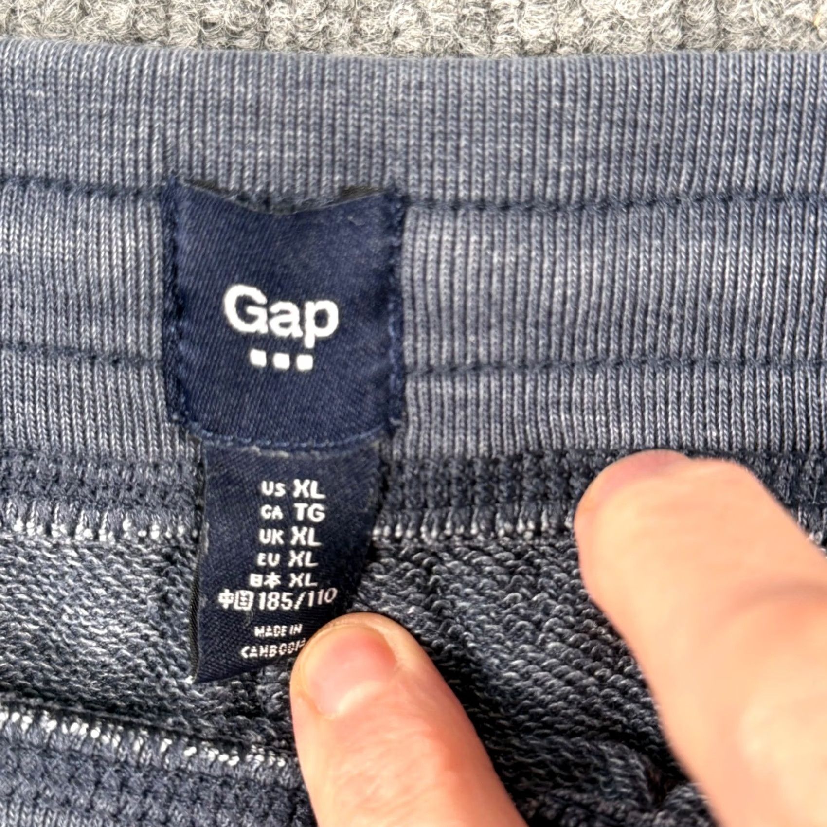 Gap Gap Mens XL Sweat Shorts Drawstring Elastic Waist Logo Lounge Gym Summer Size US 36 / EU 52 - 3 Thumbnail