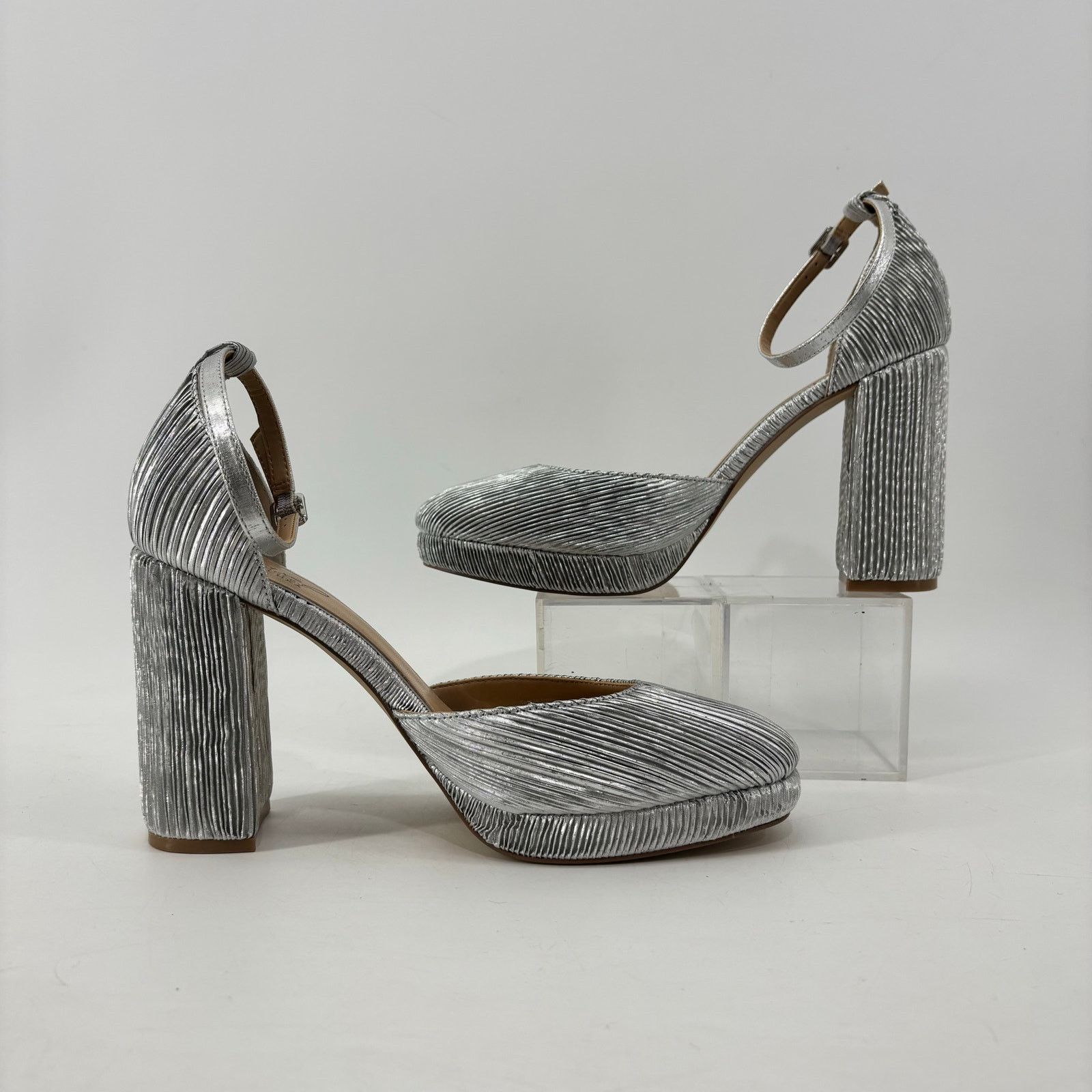 Other Jewel Badgley Mischka Womens 8.5 Silver Stephanie Heel Block Size US 8.5 / IT 38.5 - 7 Thumbnail