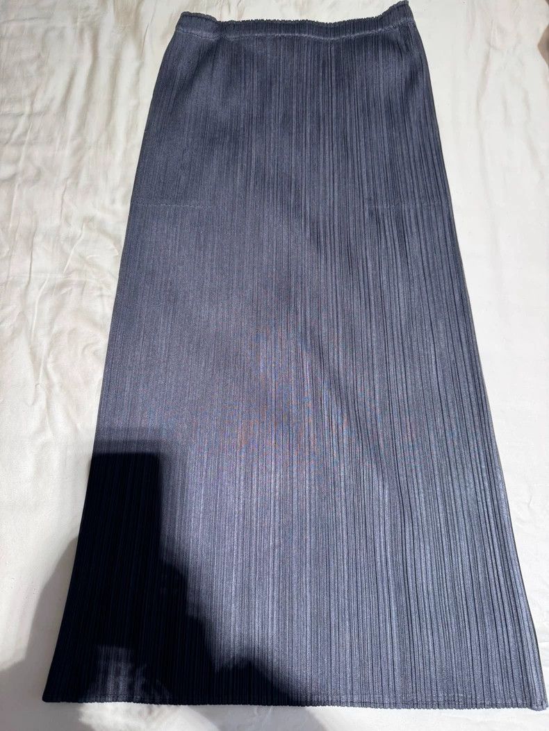 Issey Miyake Issey Miyake size:one size Grey skirt Size 42" / US 20 - 2 Thumbnail