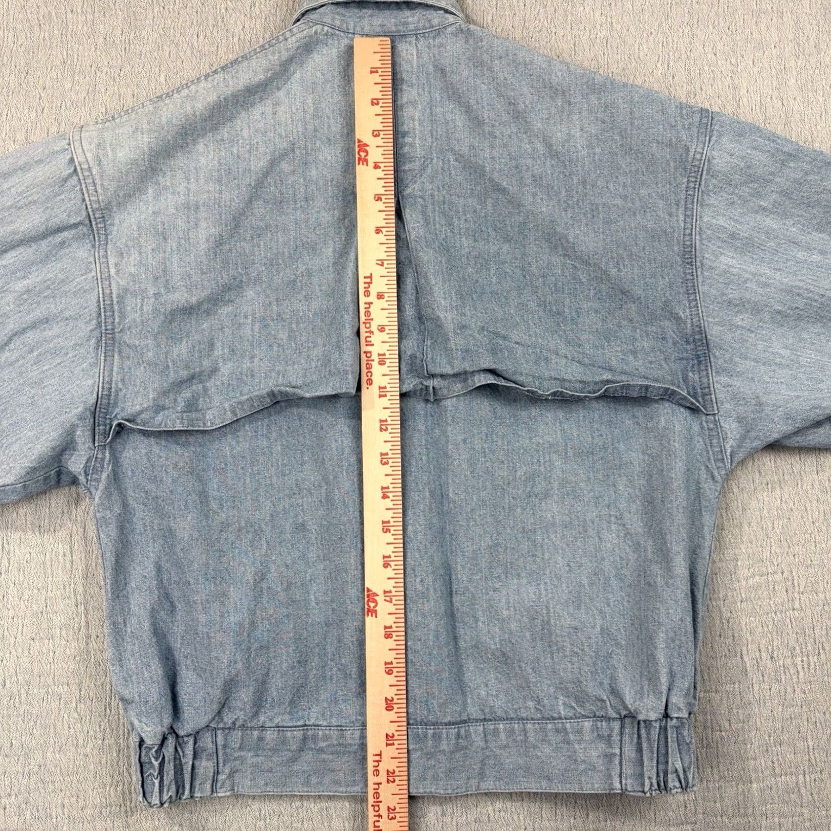 Vintage EUC Vintage Woolrich Denim Jacket - 80s/90s Workwear Size M / US 6-8 / IT 42-44 - 4 Thumbnail
