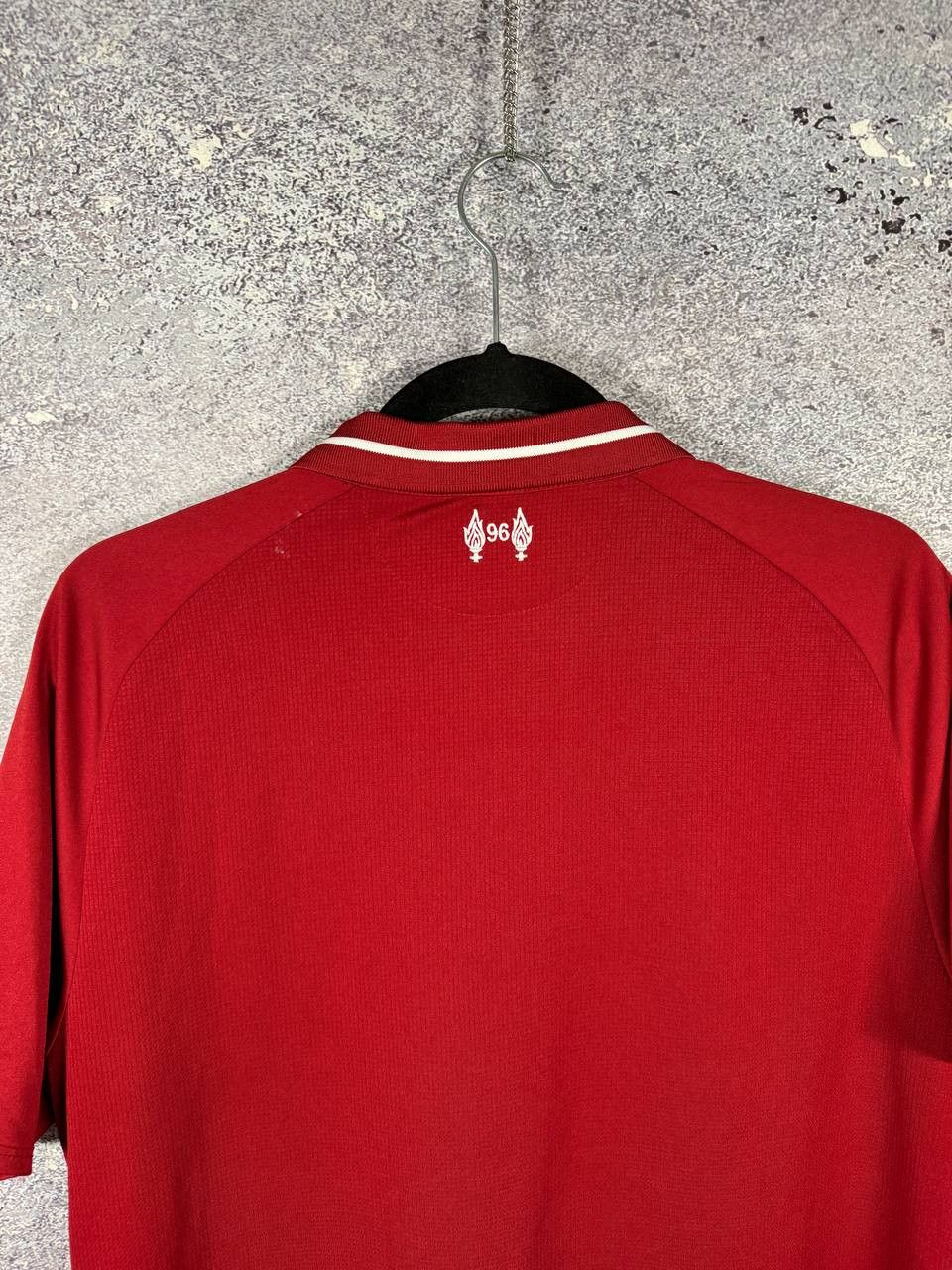 New Balance Vintage Liverpool 2018/19 NB Soccer Jersey Blokcore Medium Size US M / EU 48-50 / 2 - 15 Thumbnail