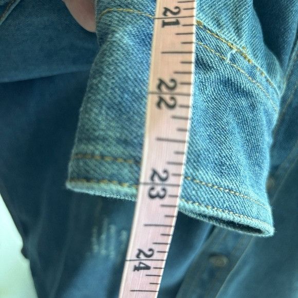 Other Vintage Denim Button-Up Shirt With Pockets & Distressed Deta Size M / US 6-8 / IT 42-44 - 7 Thumbnail