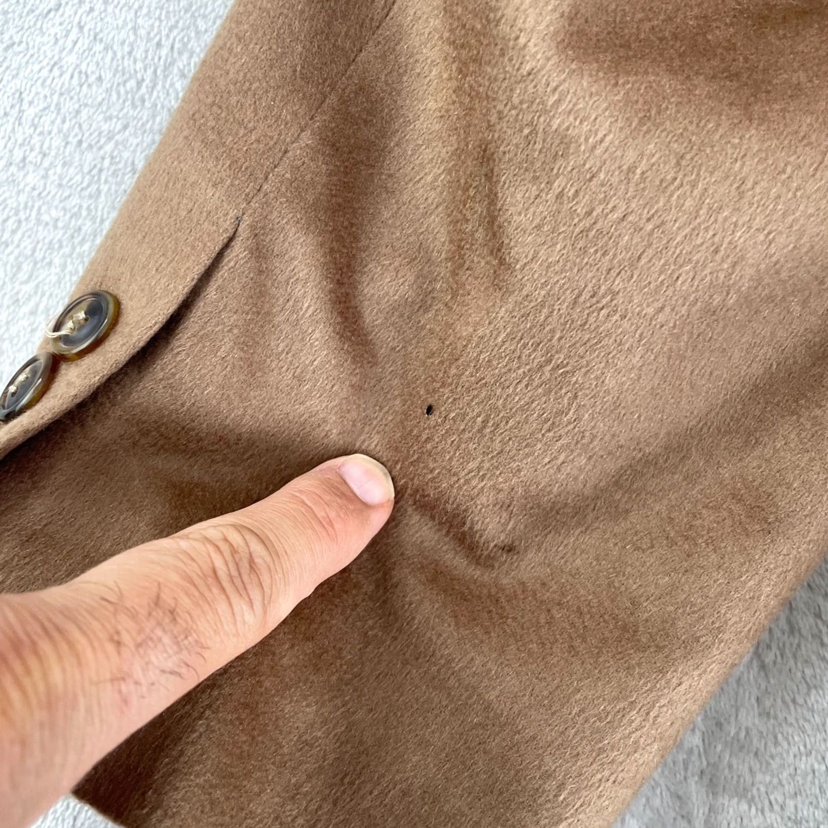 Ermenegildo Zegna VINTAGE Ermenegildo Zegna Blazer Jacket Sport Coat Men 42R Tan 100% Cashmere Designer Beige Single-Breasted 2-Button Peak Lapel Mens Blazer Coat Size 42R - 7 Thumbnail
