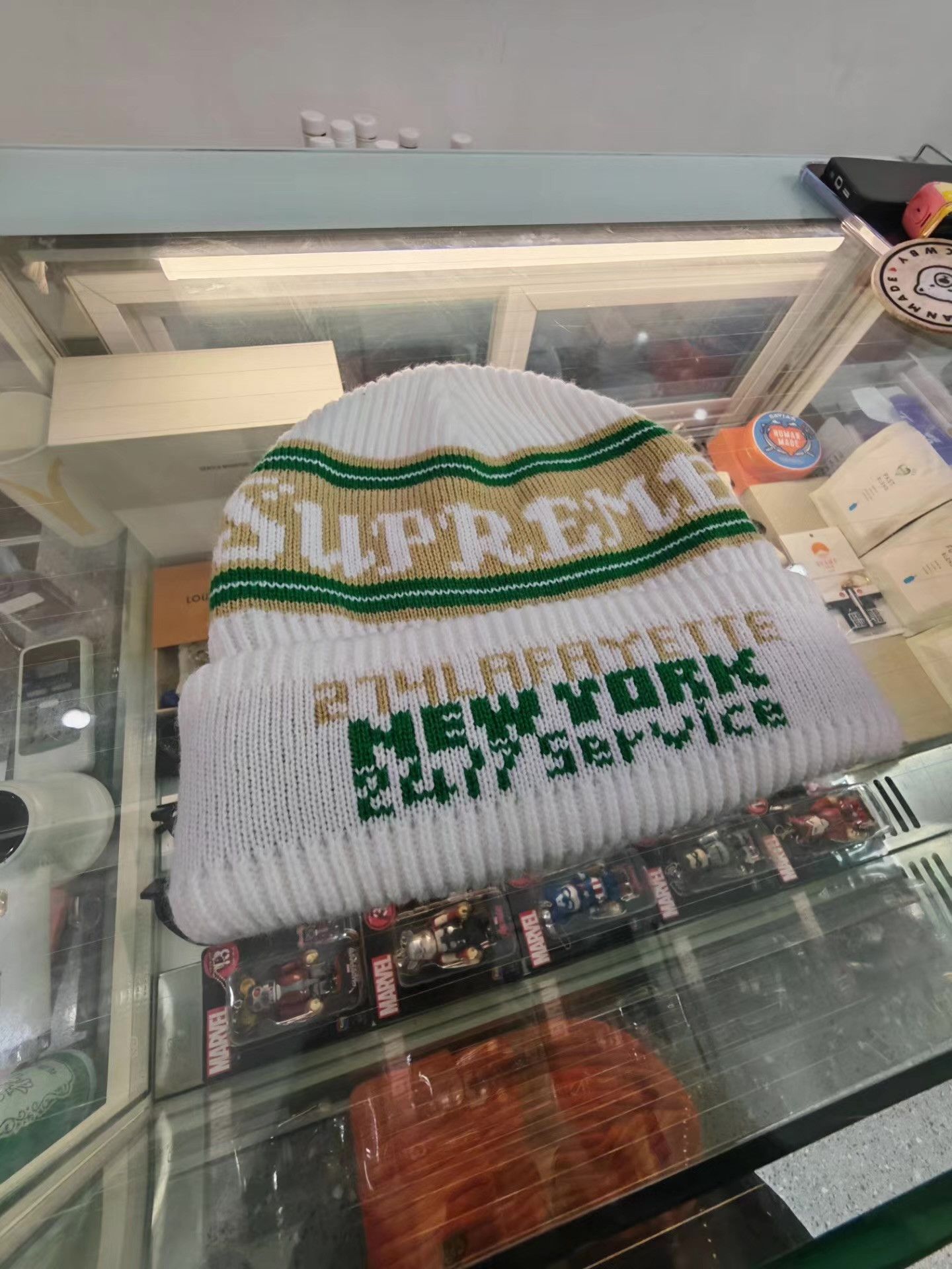 Supreme Supreme Logo Knit Beanie Q15 Size ONE SIZE - 1 Thumbnail
