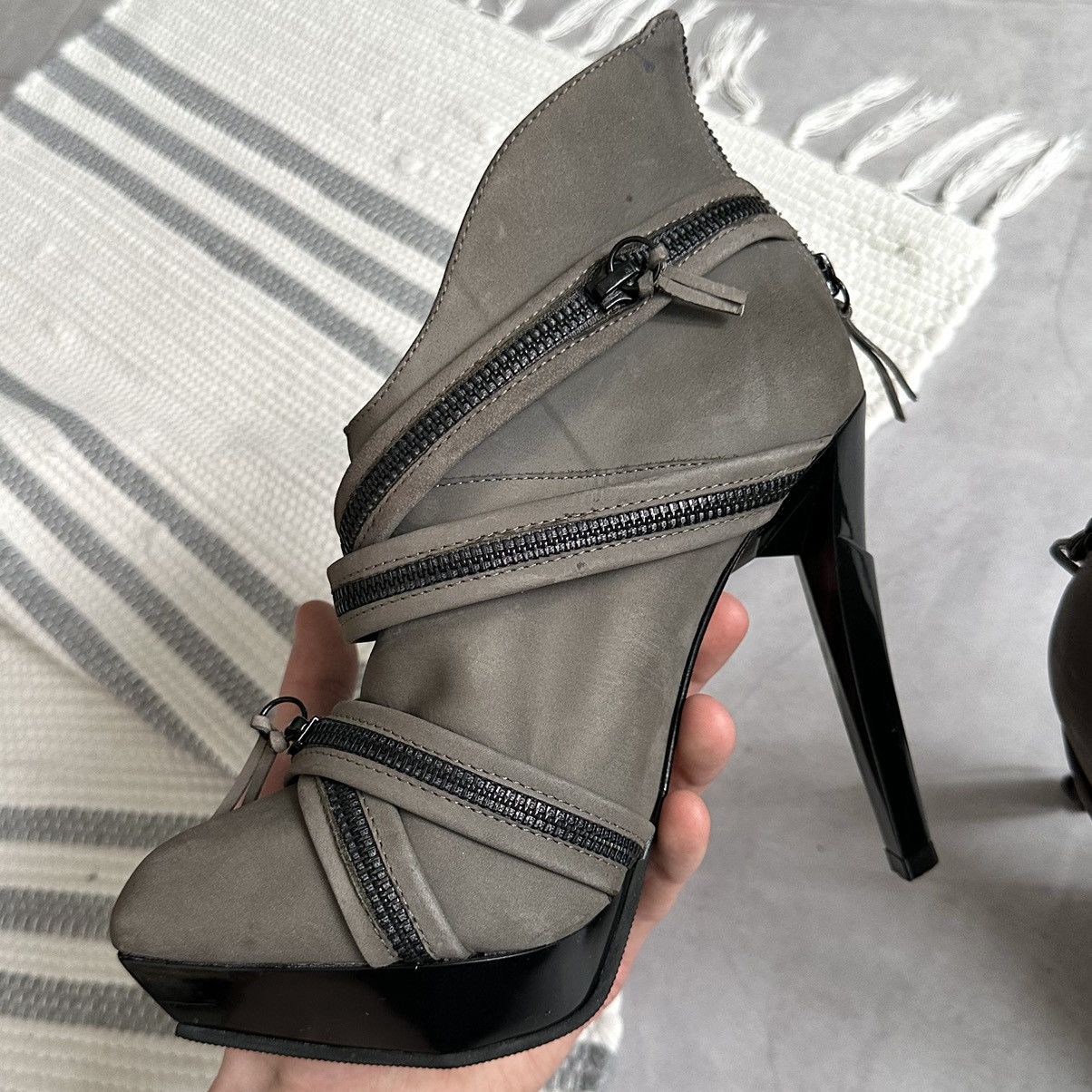 Buffalo London 00s Buffalo London Zipper Heels Leather El Dantes Vibe Size US 8 / IT 38 - 15 Thumbnail
