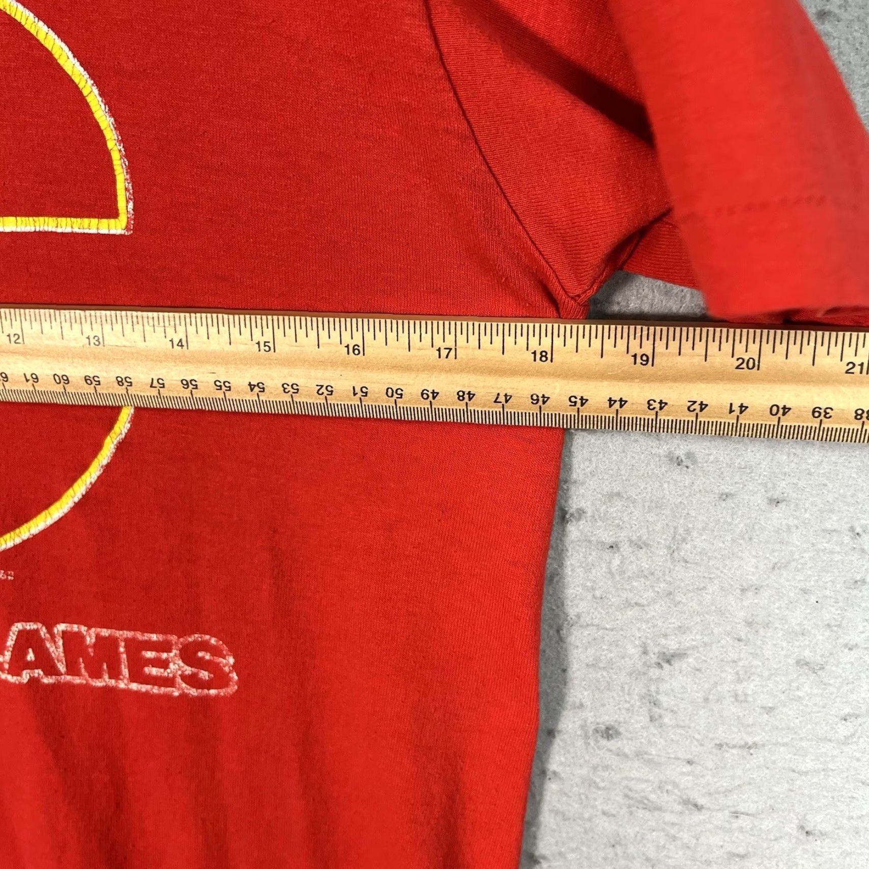 Vintage VINTAGE Swingster Calgary Flames T Shirt Adult Medium Red Mens 1990s Graphic Tee Sportswear/Beach - Men Size US M / EU 48-50 / 2 - 2 Thumbnail