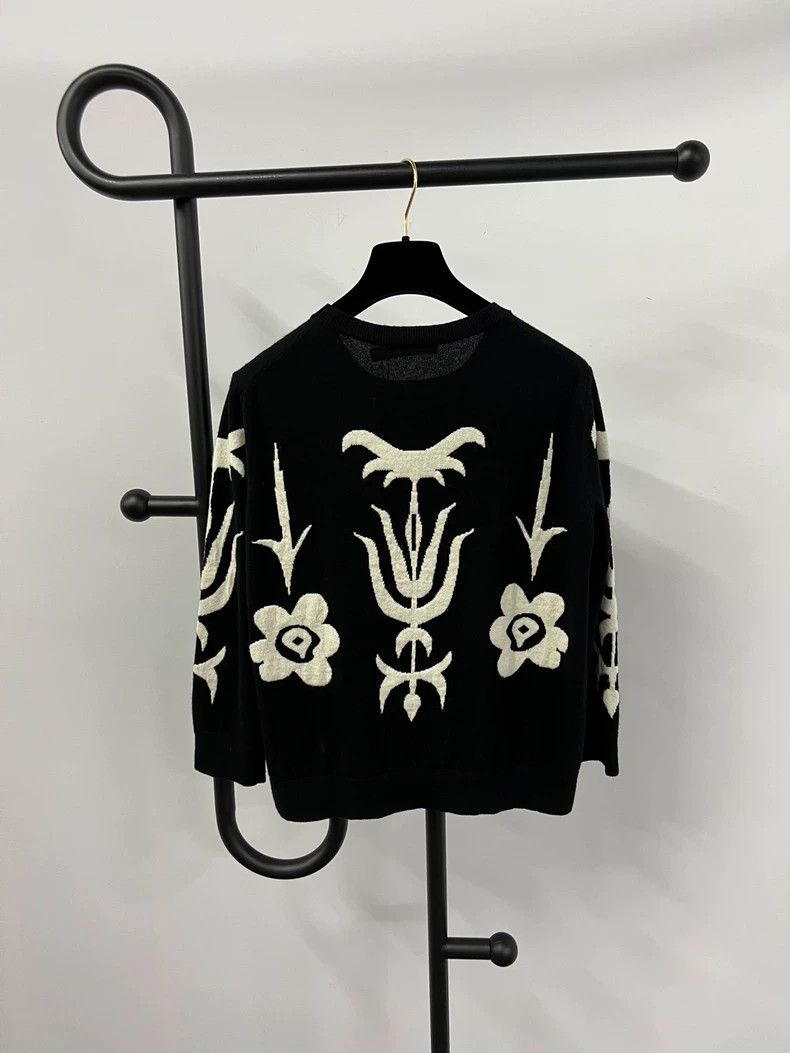 Dior Dior Cashmere patterned black and white stitching knitted Size M / US 6-8 / IT 42-44 - 2 Thumbnail
