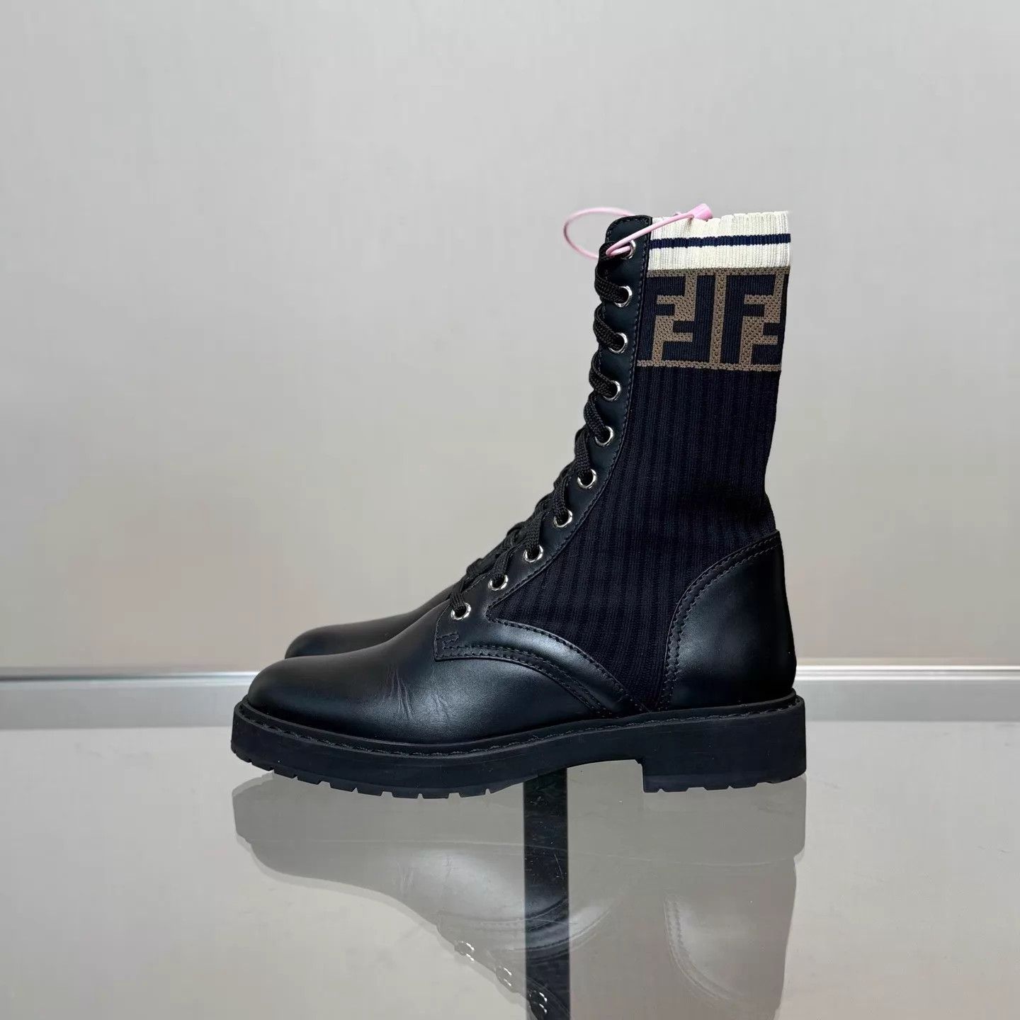 Fendi Fendi Monogram Martin Boots Size 35 98 Size US 4.5 / IT 34.5 - 5 Thumbnail