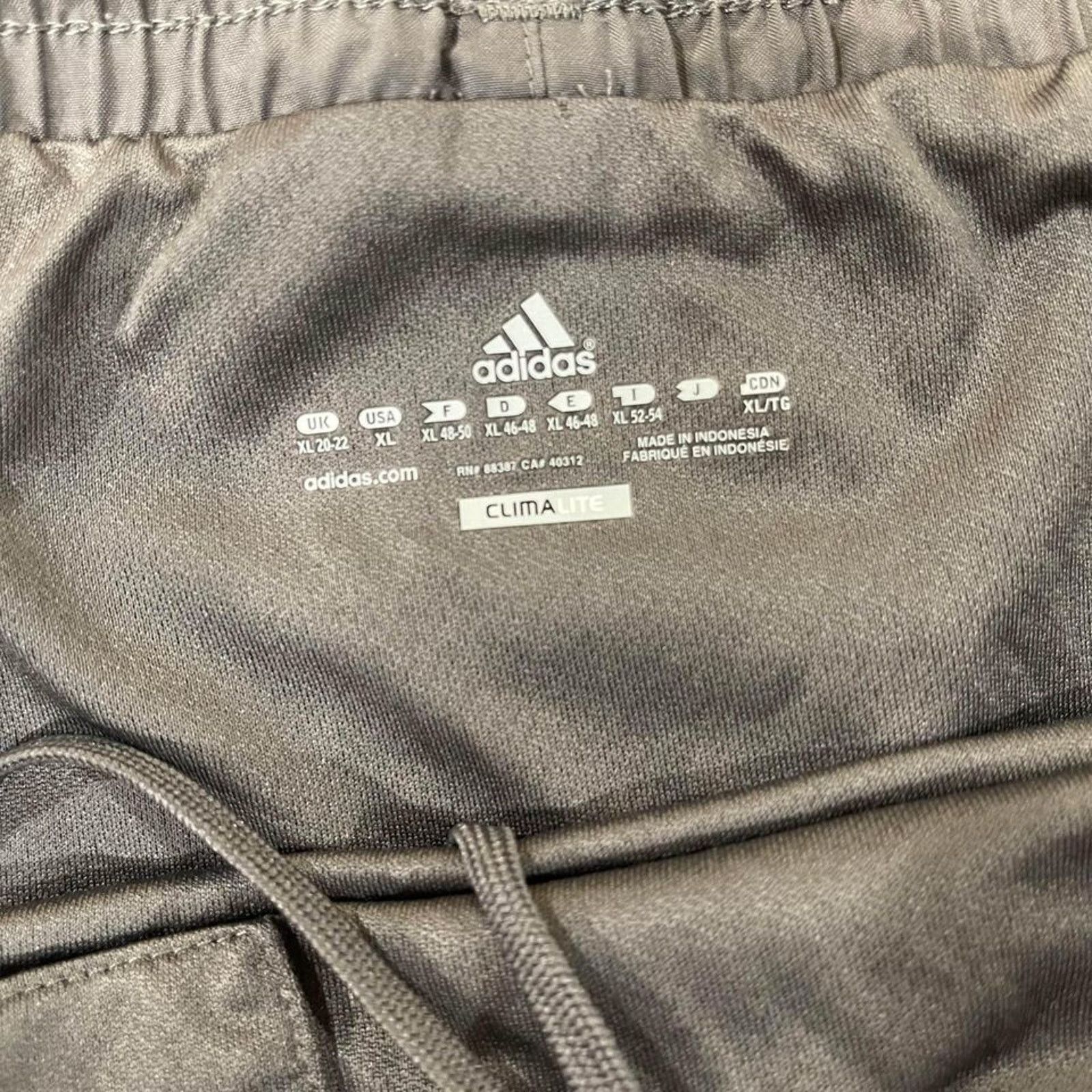 Adidas Adidas Activewear Lined Shorts Gray Women's XL Drawstring Size 36" / US 14 / IT 50 - 4 Thumbnail