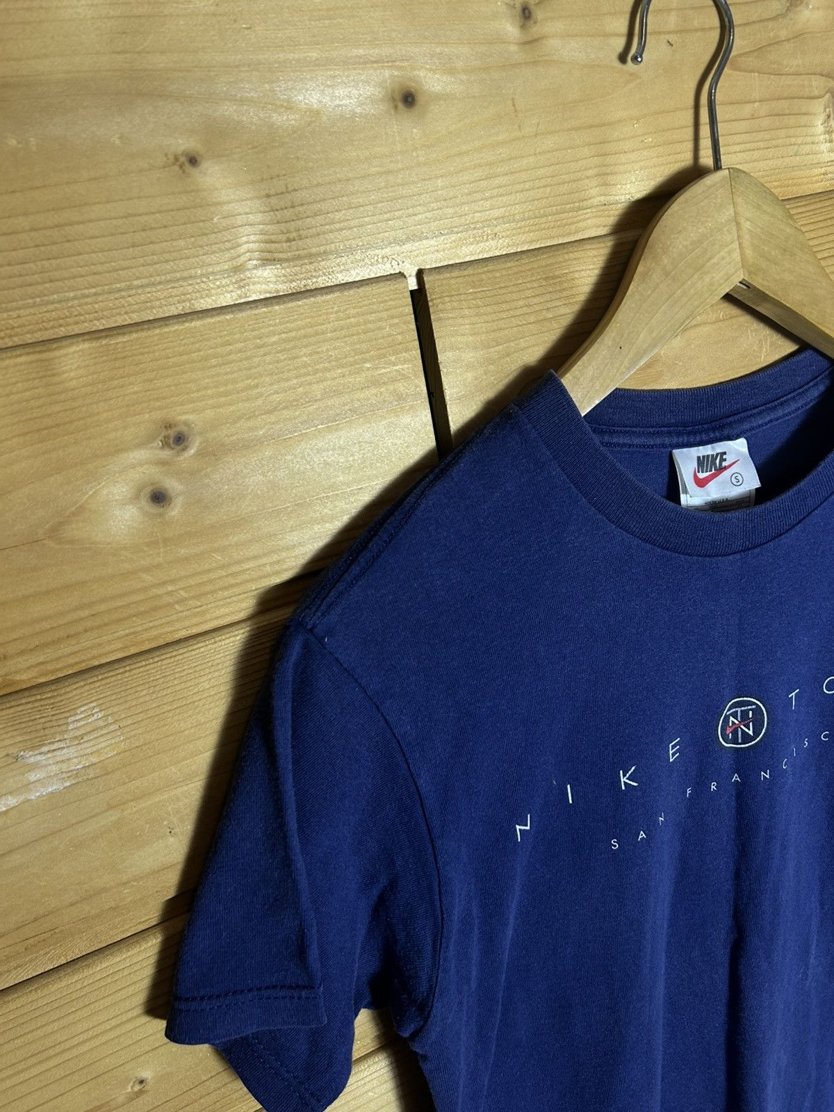 Nike Vintage Nike town San Francisco t shirt Size US S / EU 44-46 / 1 - 4 Thumbnail
