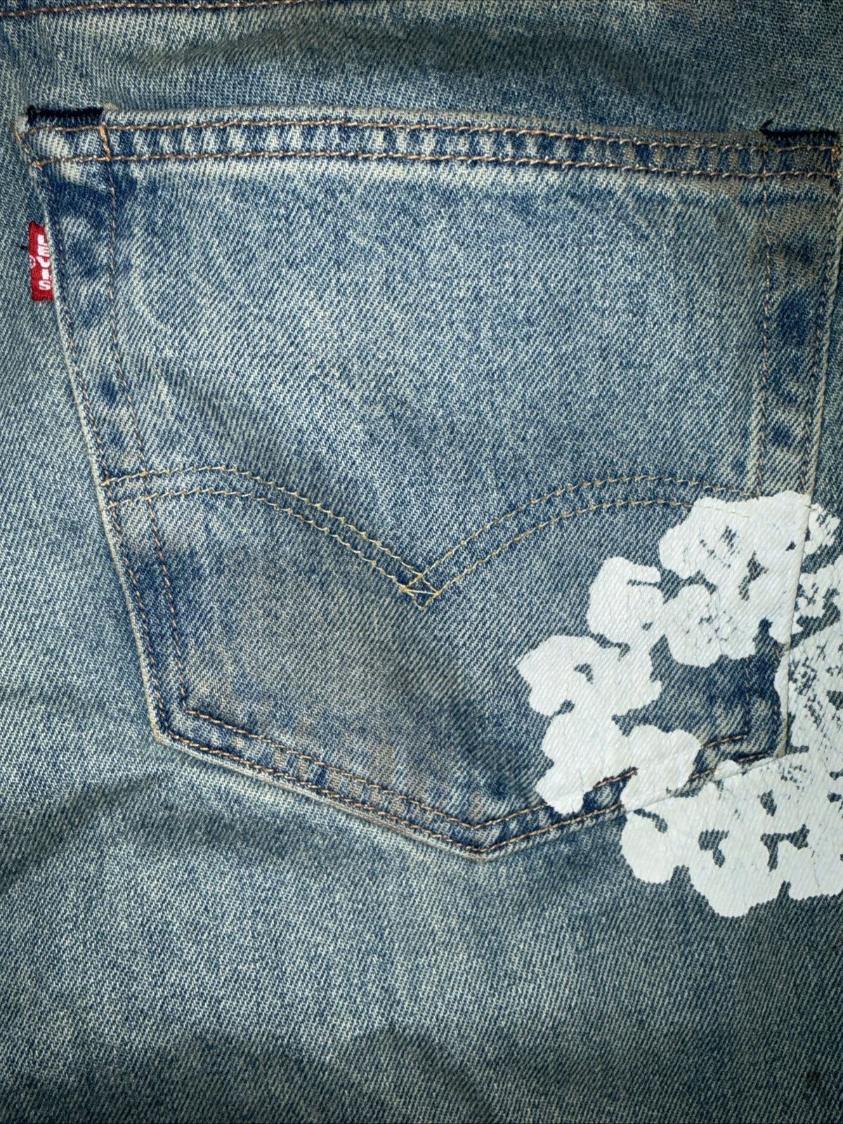 DENIM TEARS × Levi's Denim Tears X Levis 501 Jeans 36X34 Dirty Wash Size US 36 / EU 52 - 7 Thumbnail
