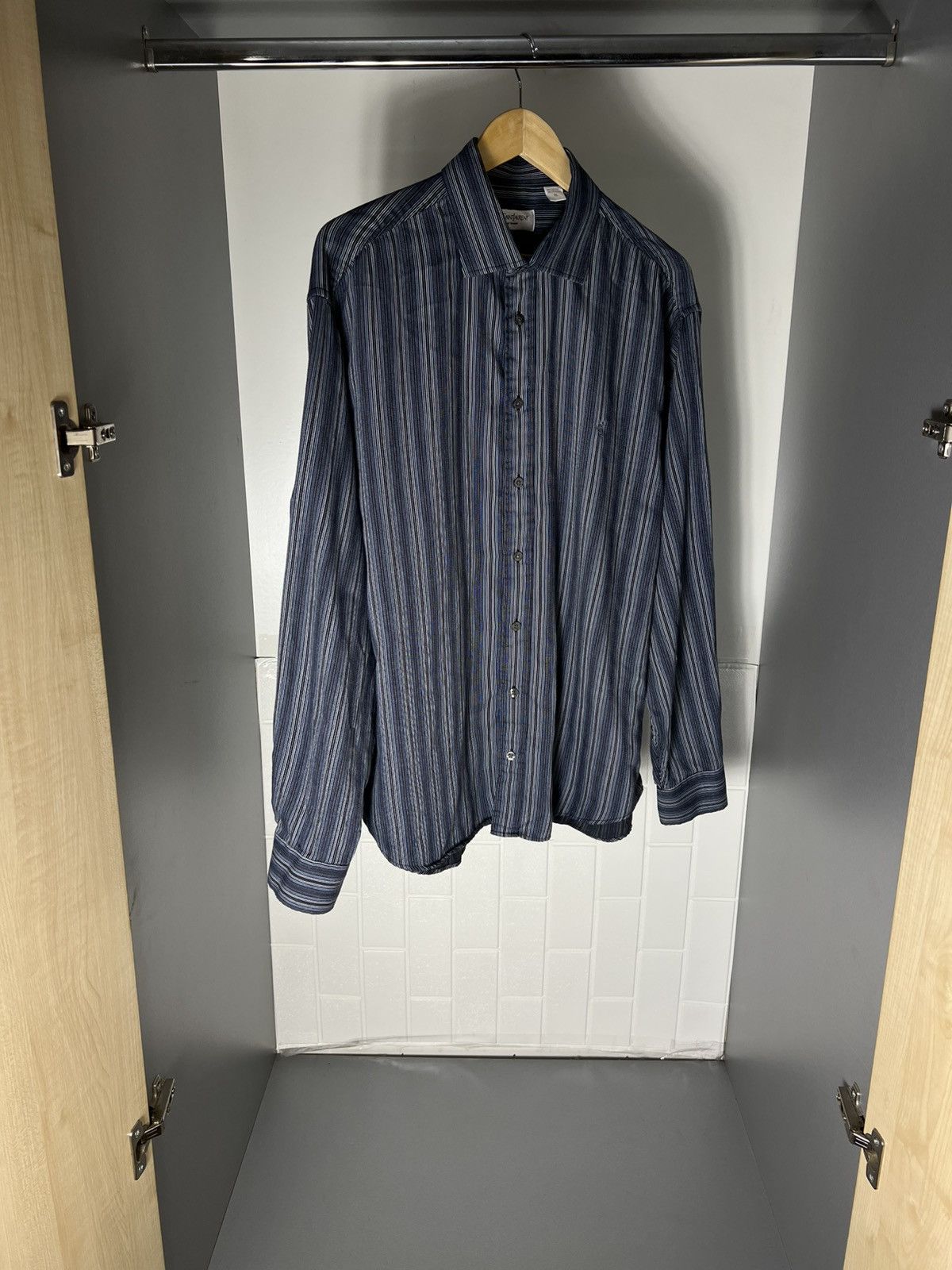 Saint Laurent Paris VINTAGE YVES SAINT LAURENT CLASSIC CASUAL DESIGNER SHIRT 90s Size US XL / EU 56 / 4 - 4 Thumbnail