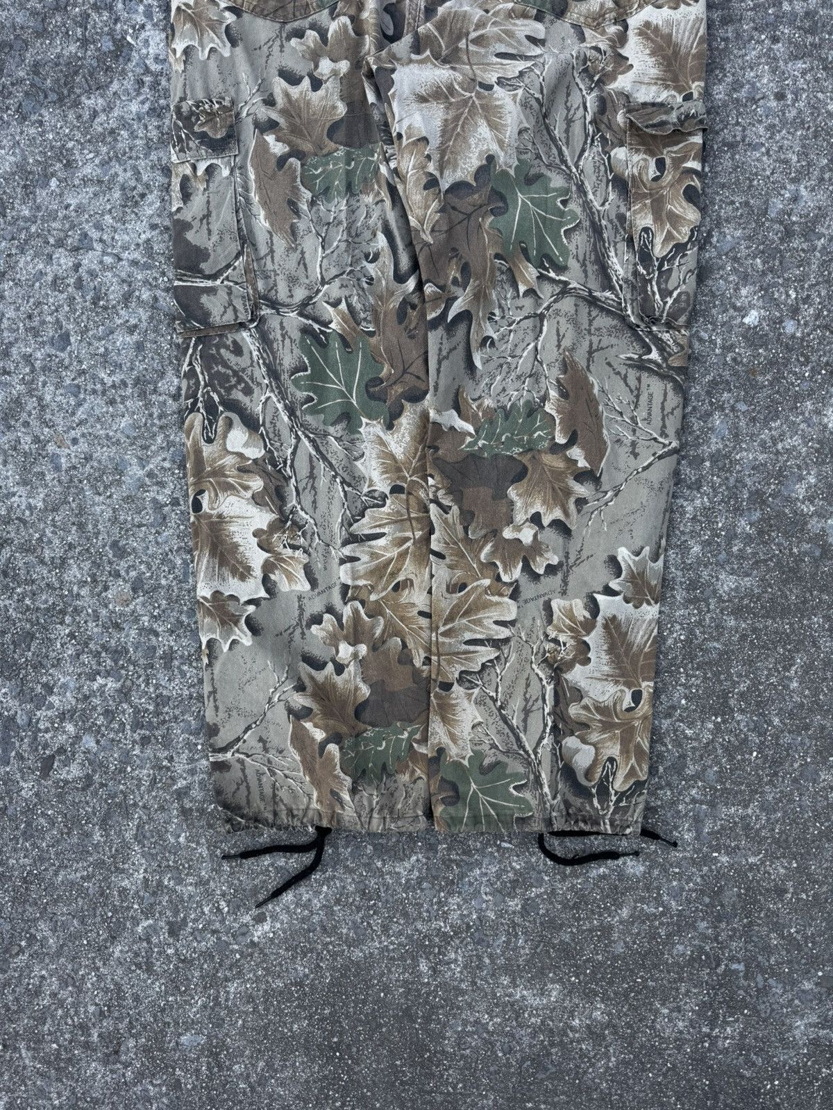 Vintage Vintage 90s Realtree camo pants Size US 37 - 7 Thumbnail