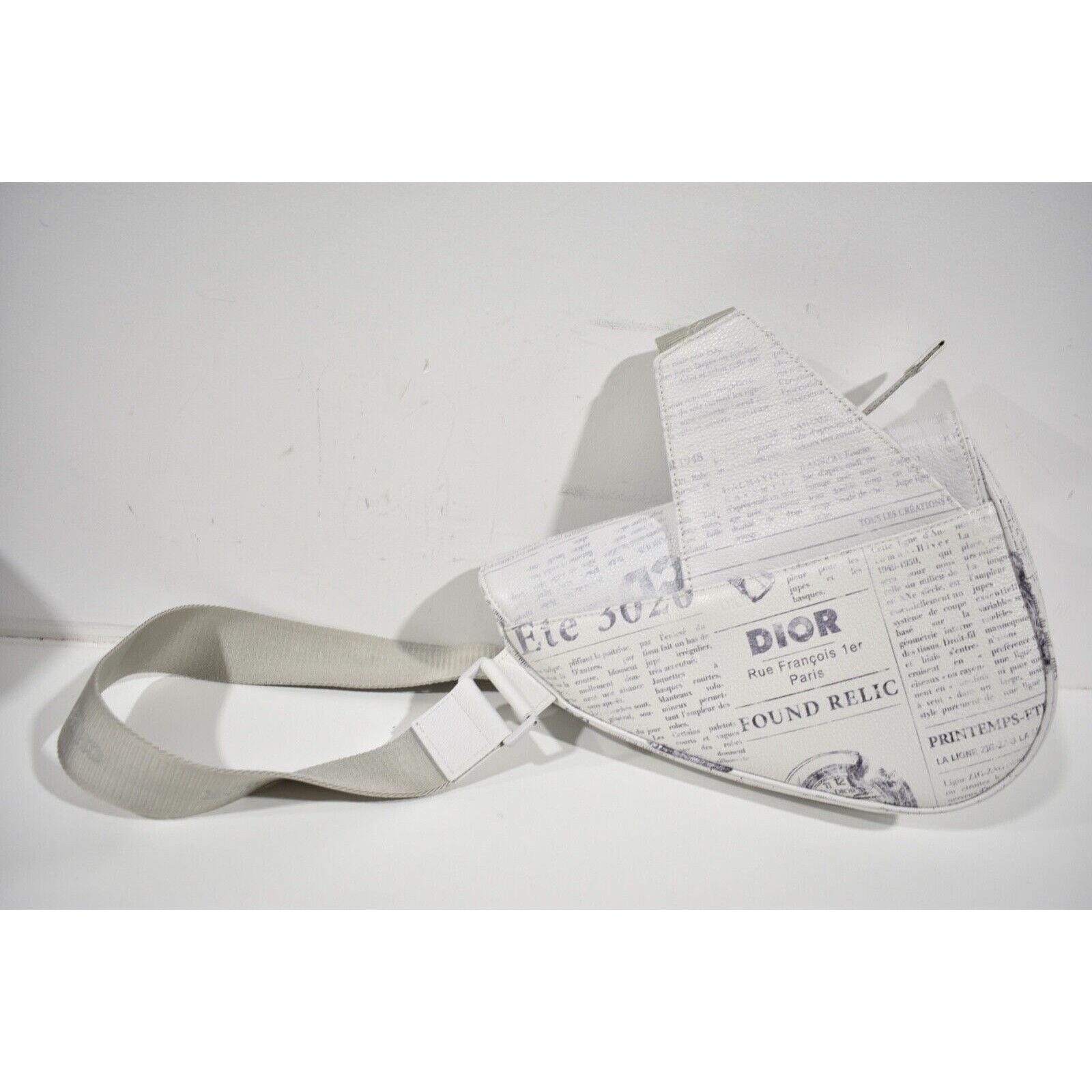 Dior Dior x Daniel Arsham Newspaper Saddle Crossbody Fanny Bag Size ONE SIZE - 7 Thumbnail