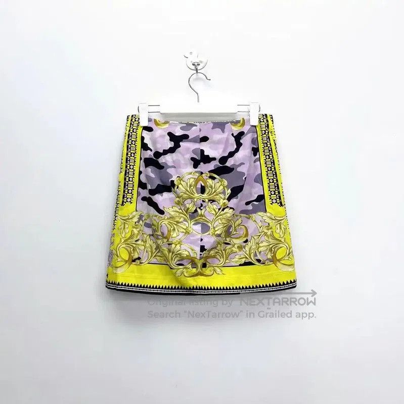 Versace Versace Multi-Patterned Short Skirt Size L . Size 31" - 2 Thumbnail